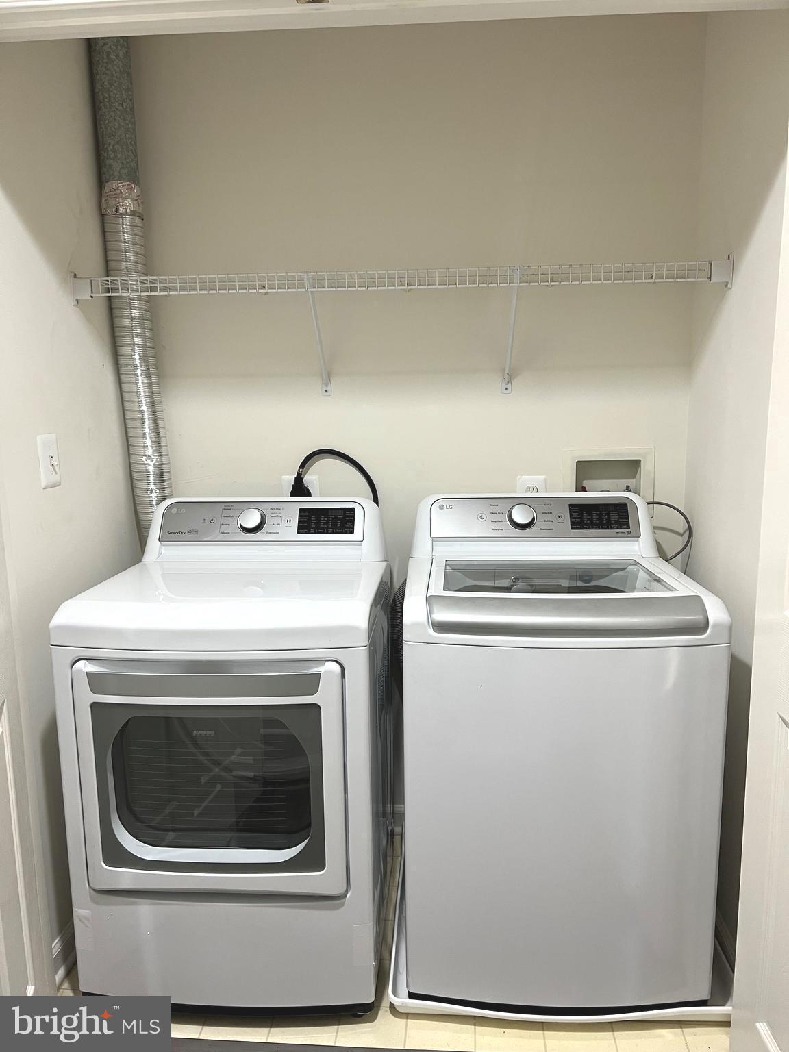 HOYLES MILL VILLAGE - Residential Lease