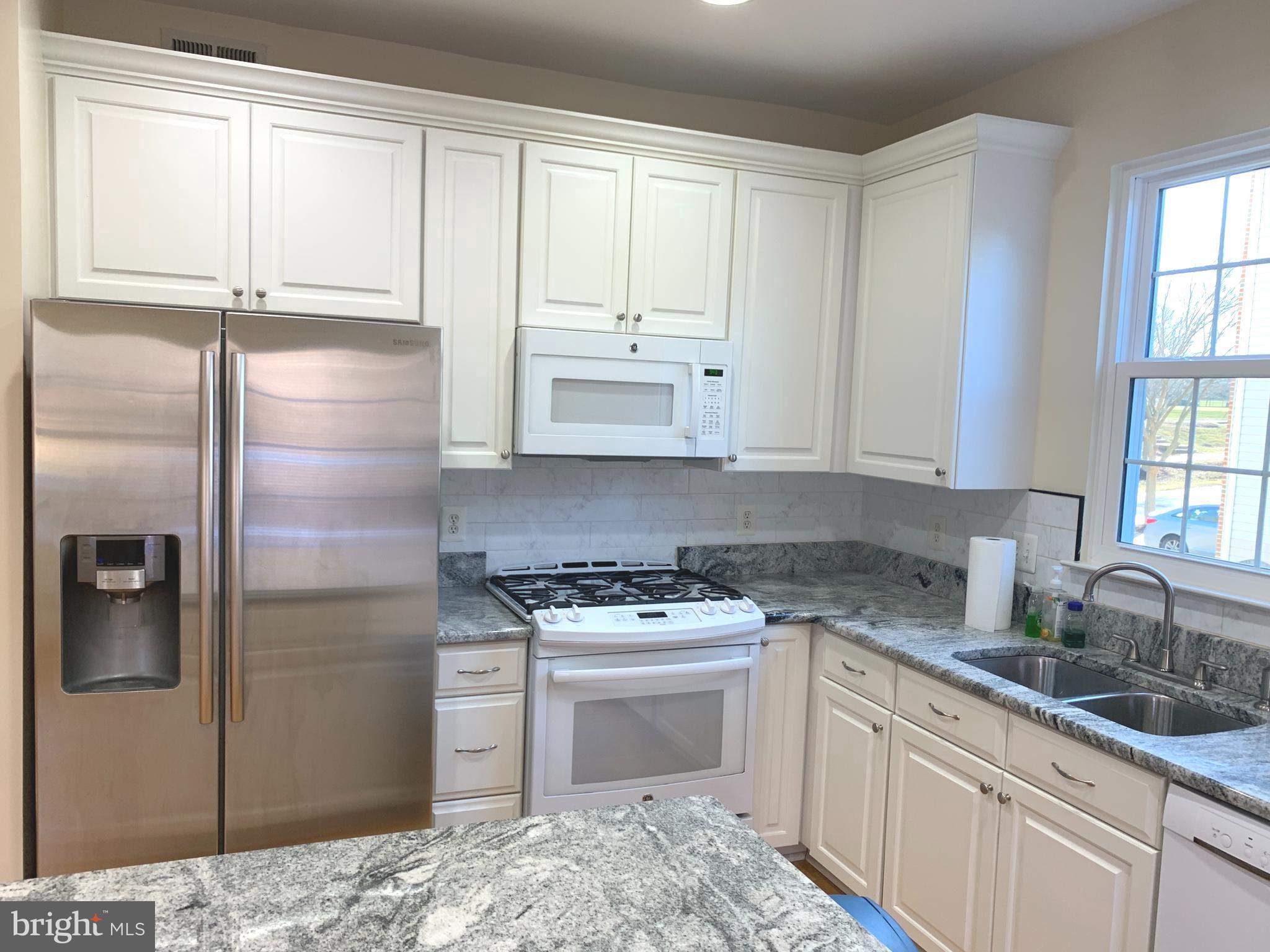 HOYLES MILL VILLAGE - Residential Lease