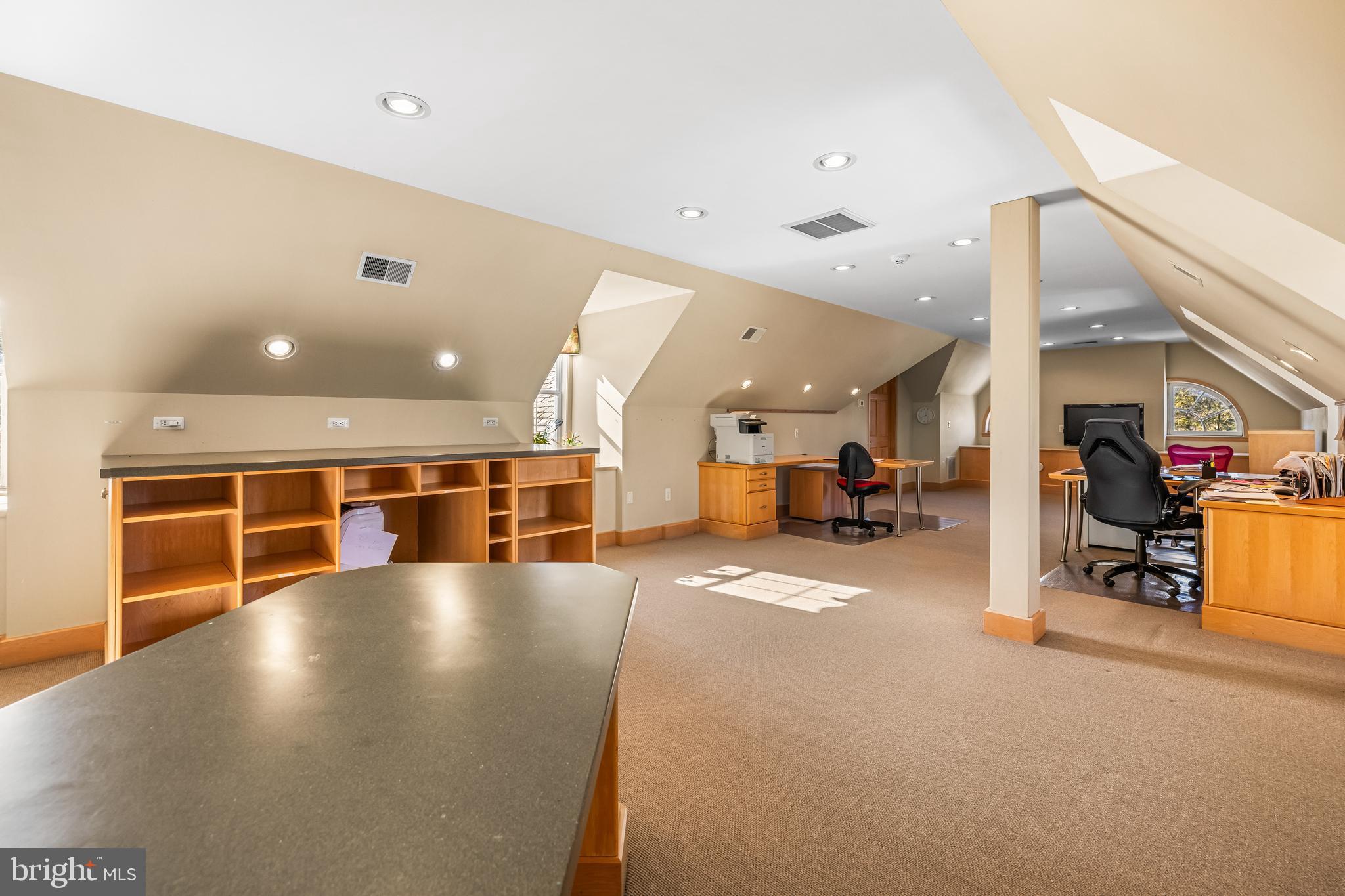 ROLAND PARK - Residential
