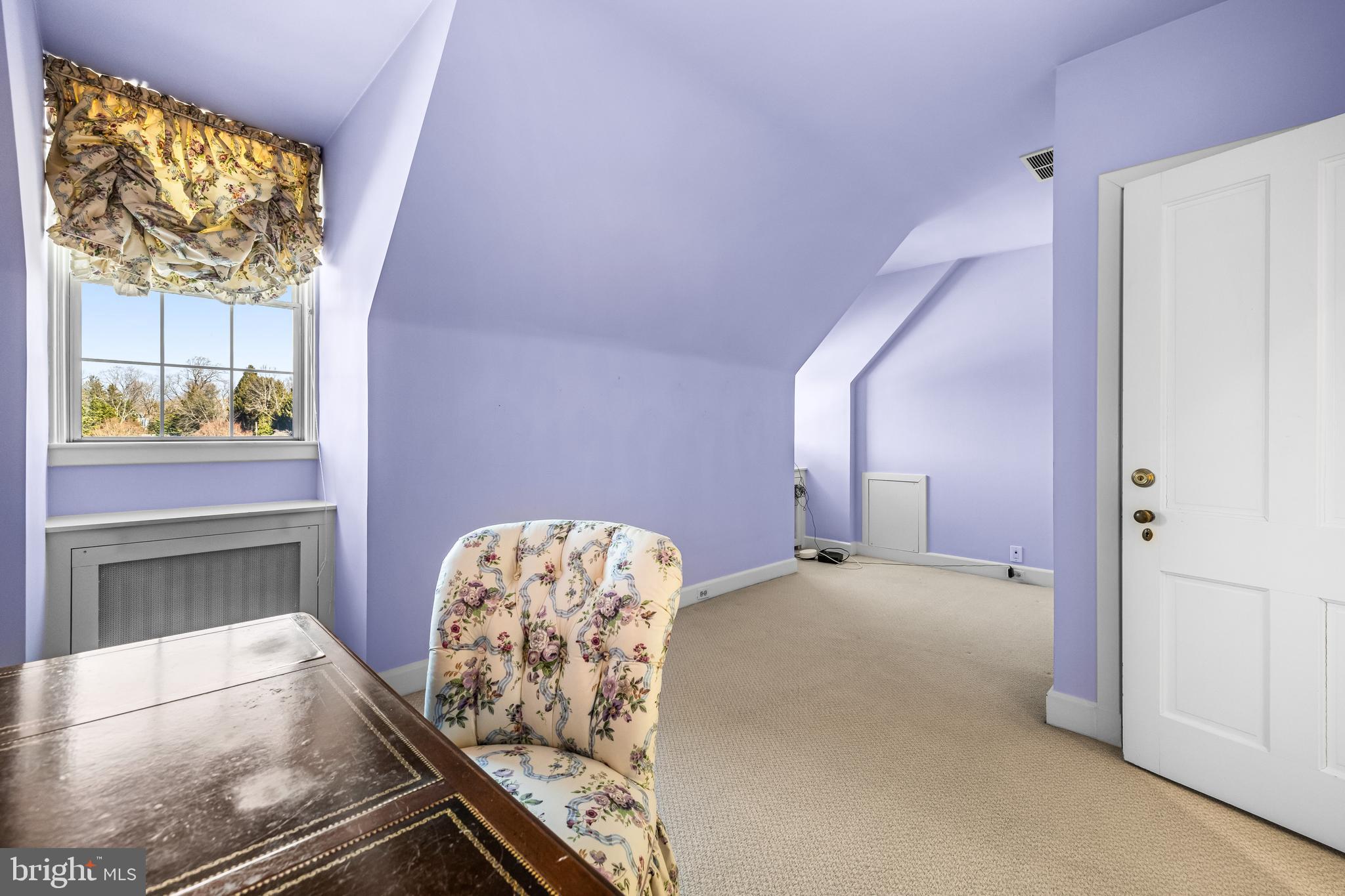 ROLAND PARK - Residential