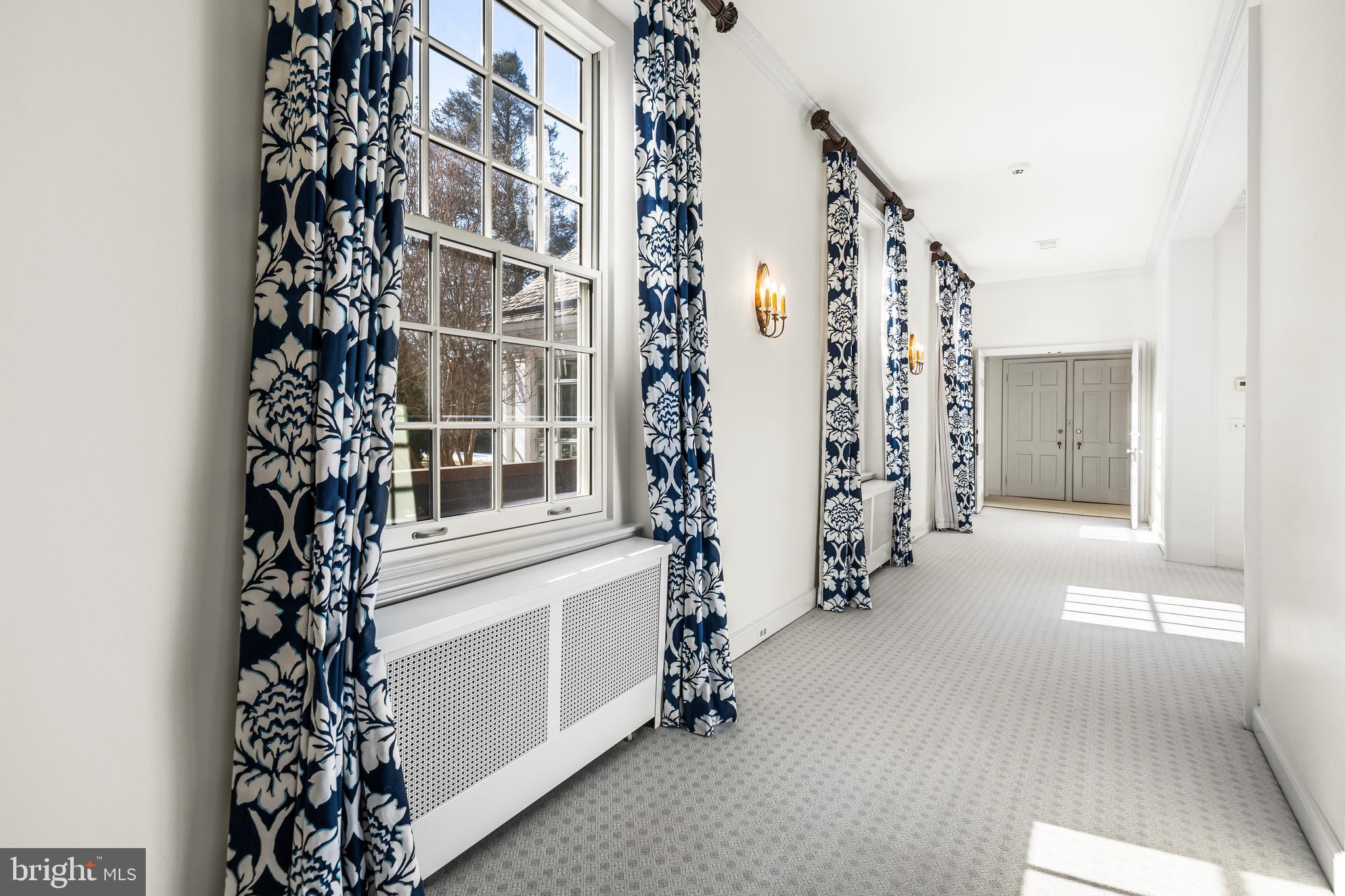ROLAND PARK - Residential