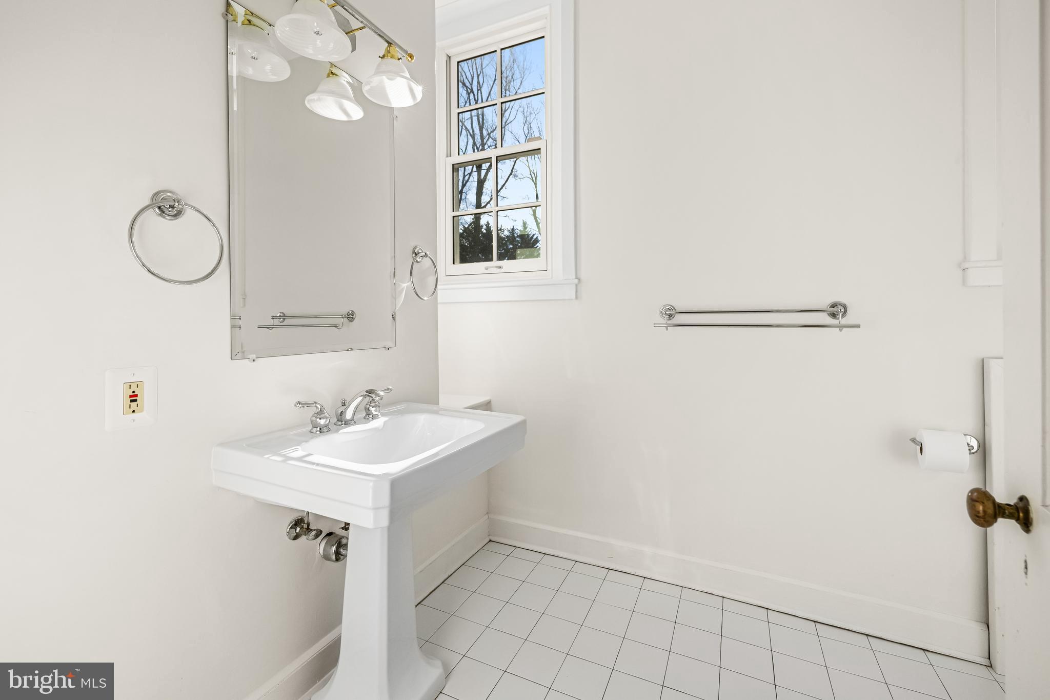 ROLAND PARK - Residential