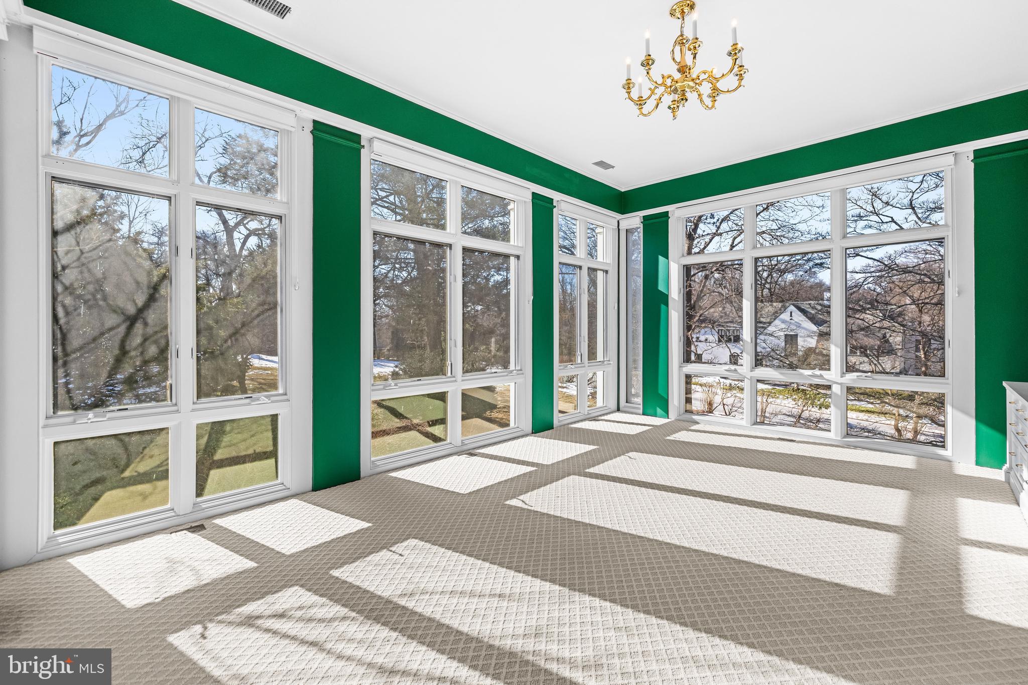 ROLAND PARK - Residential