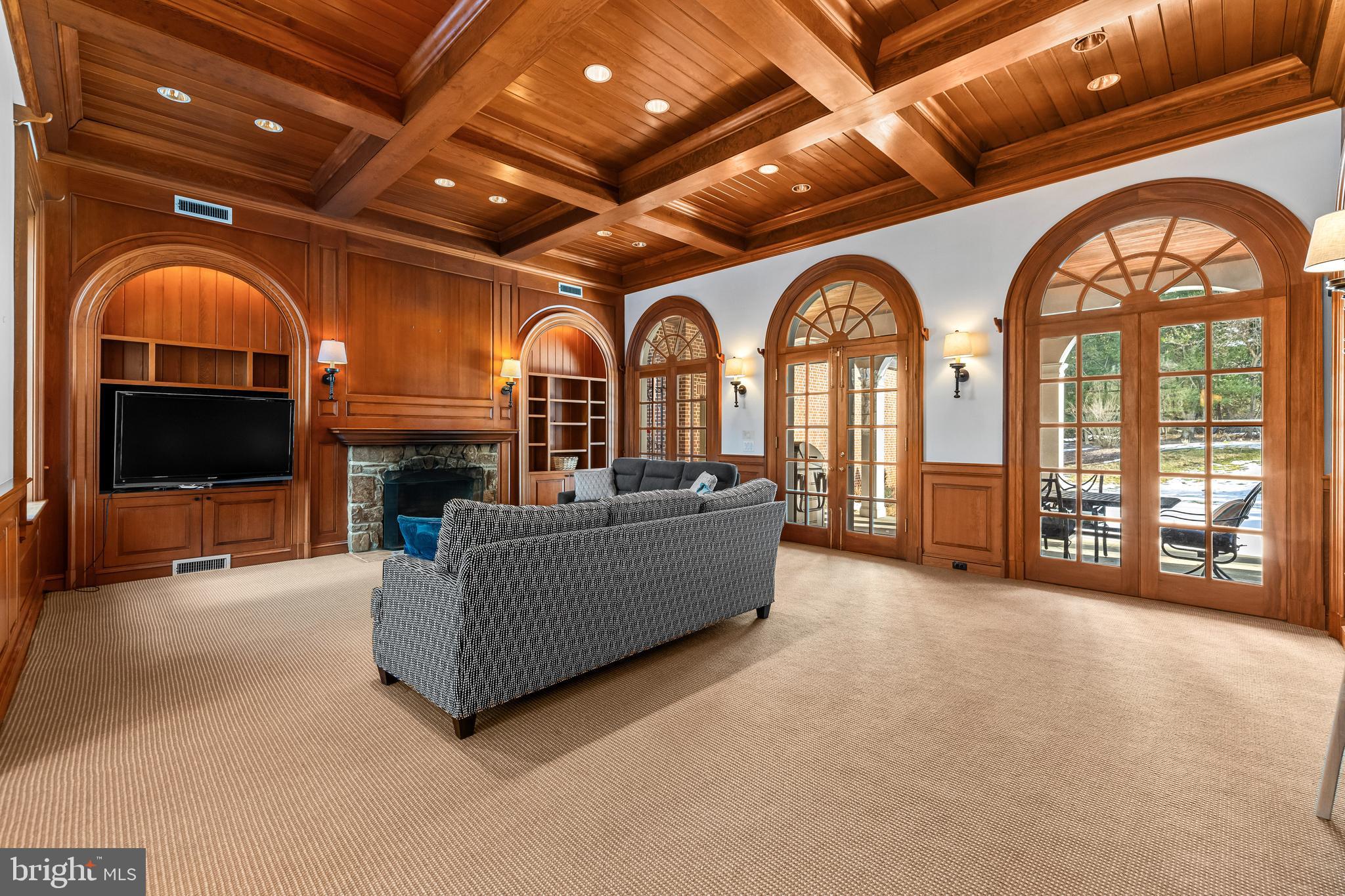 ROLAND PARK - Residential