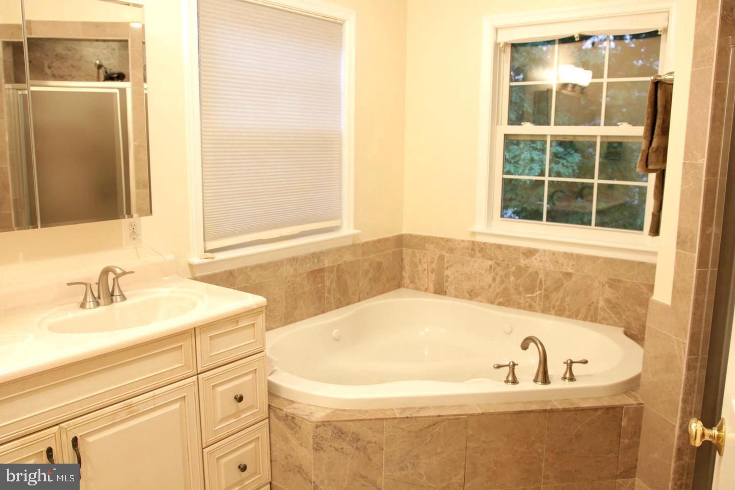 BIRCHWOOD - Residential Lease