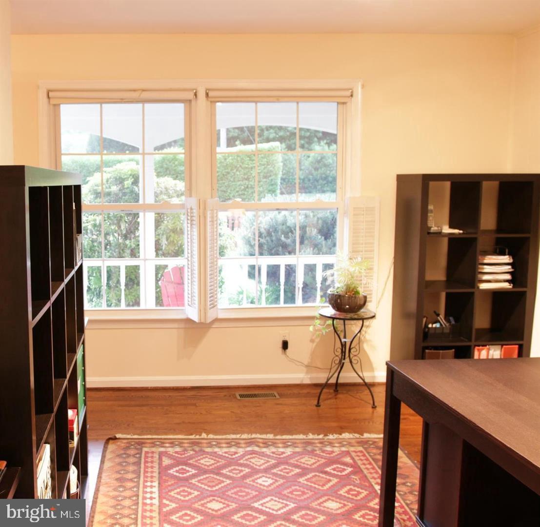 BIRCHWOOD - Residential Lease