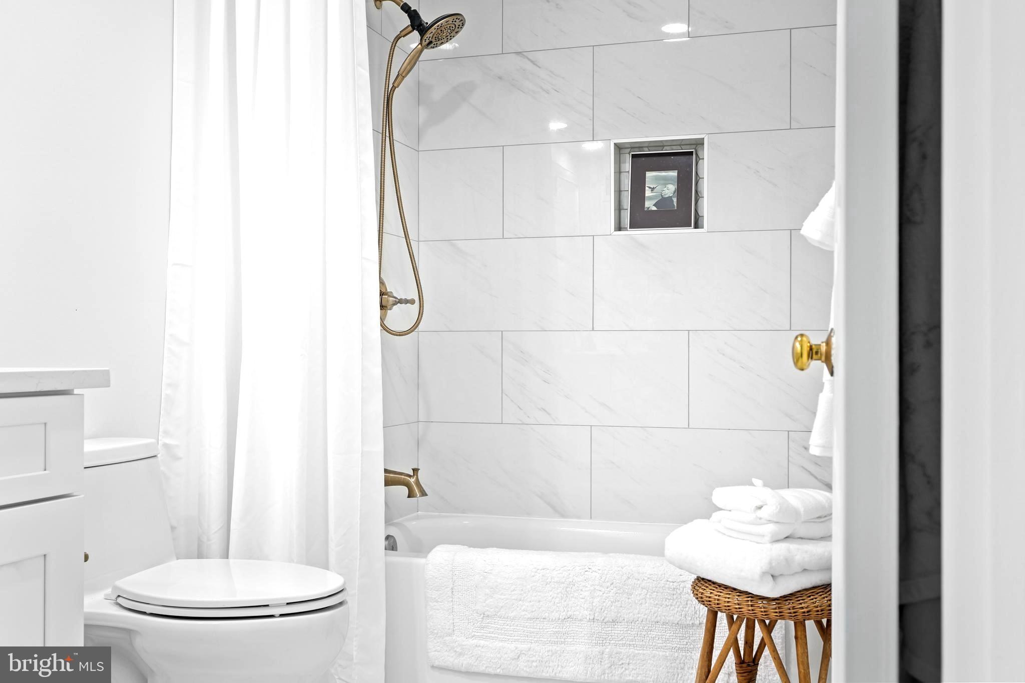 TRIPLE RIDGE - Residential