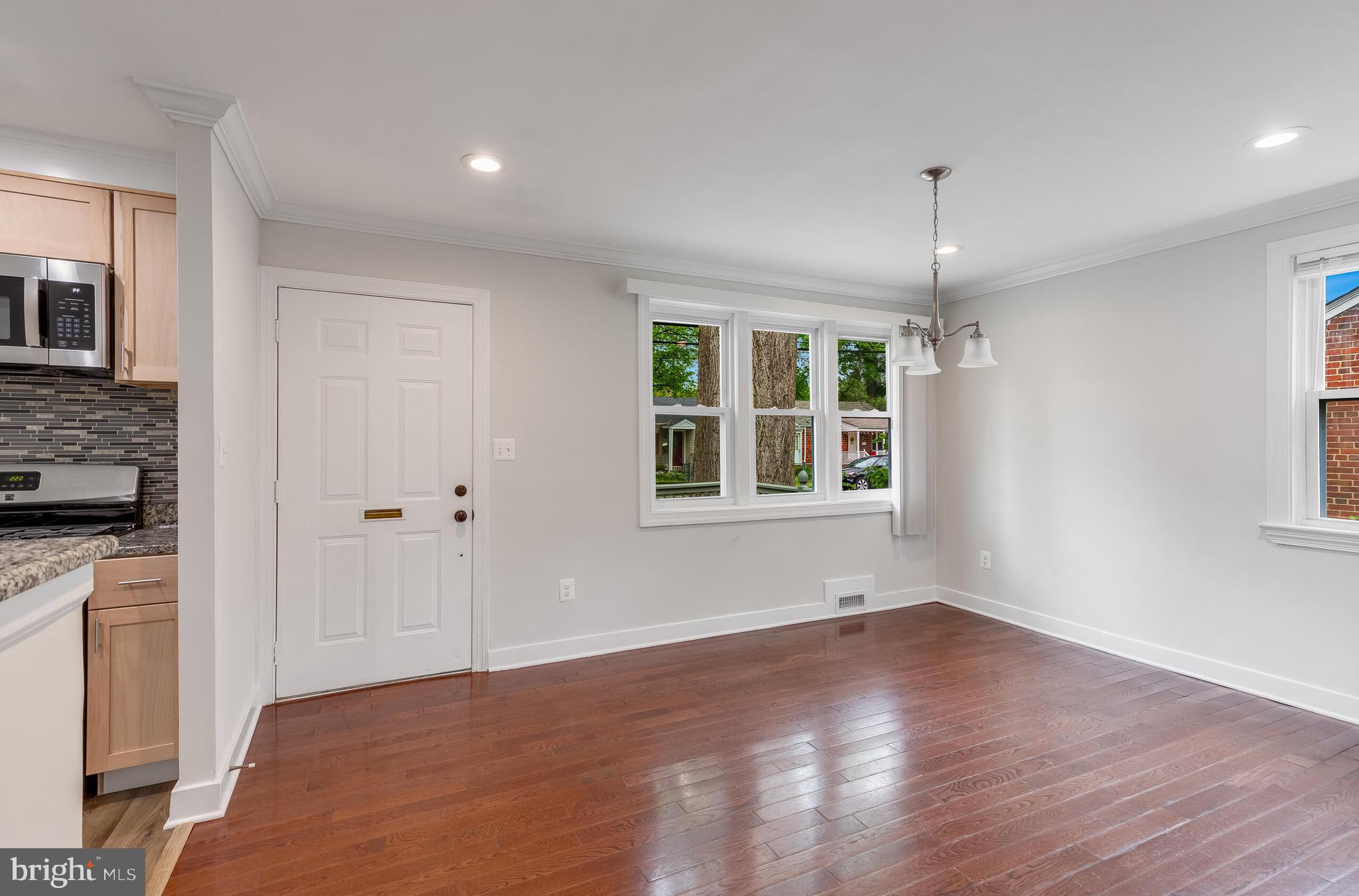 BRENTWOOD - Residential