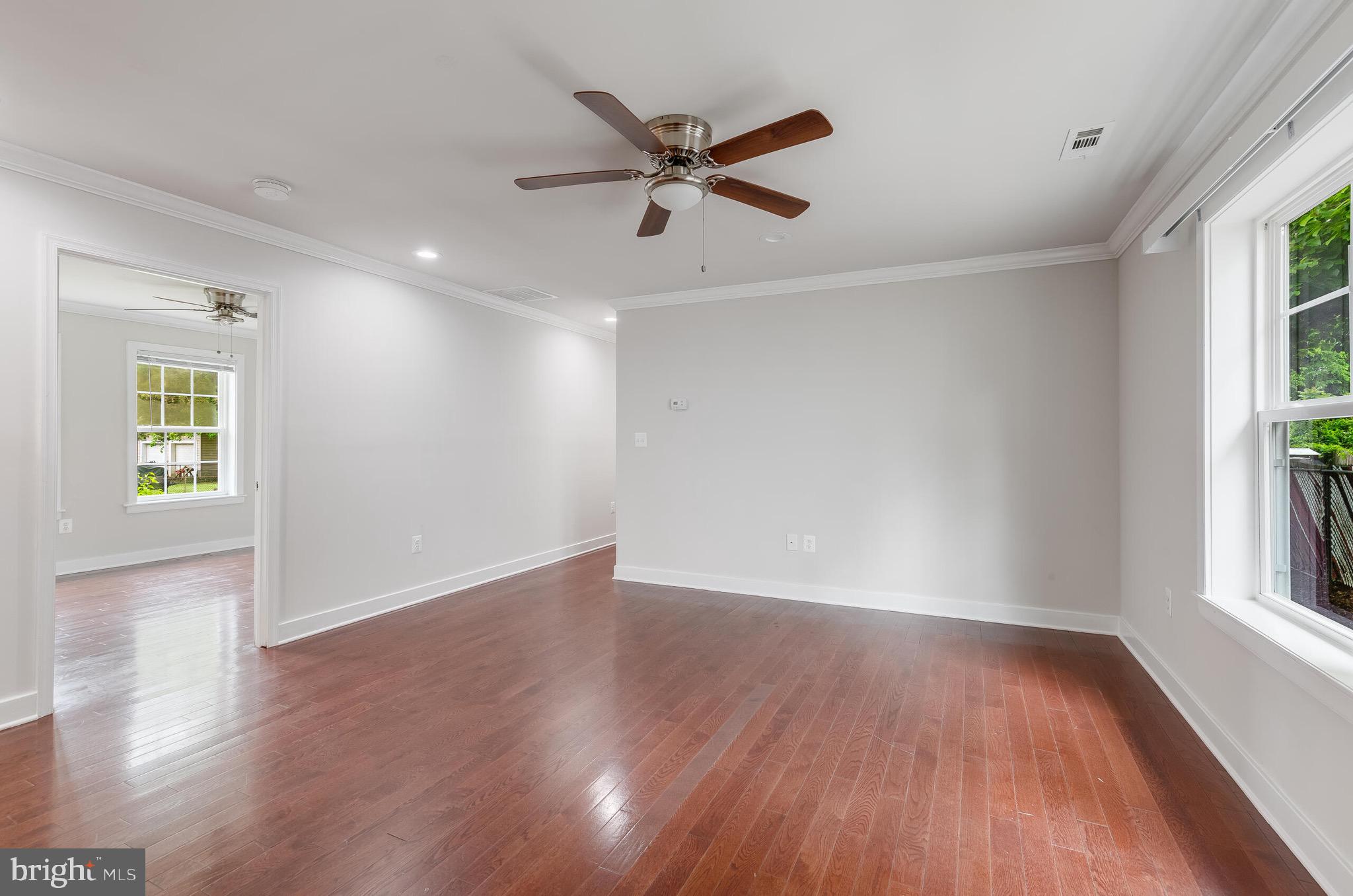 BRENTWOOD - Residential