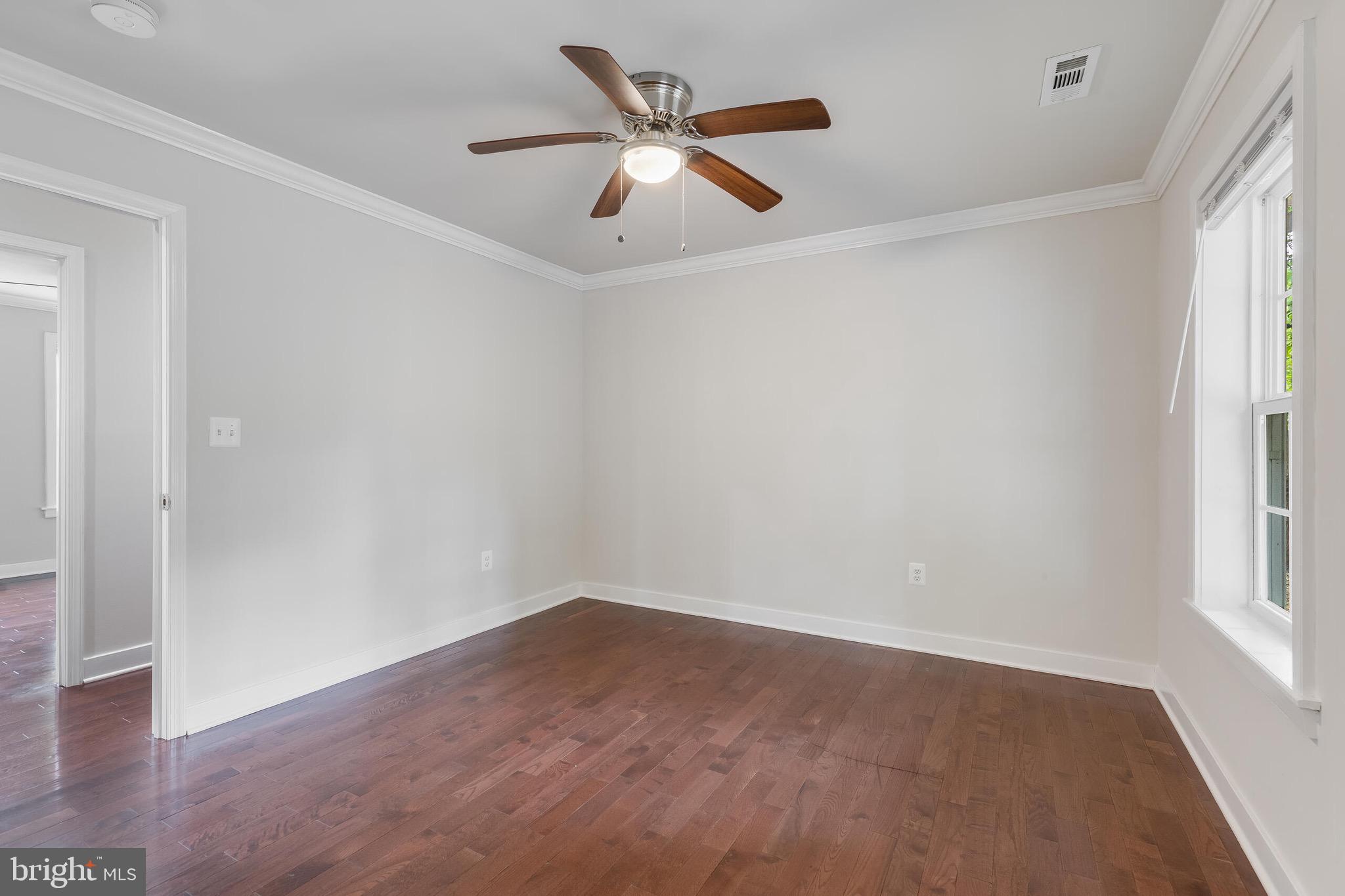 BRENTWOOD - Residential