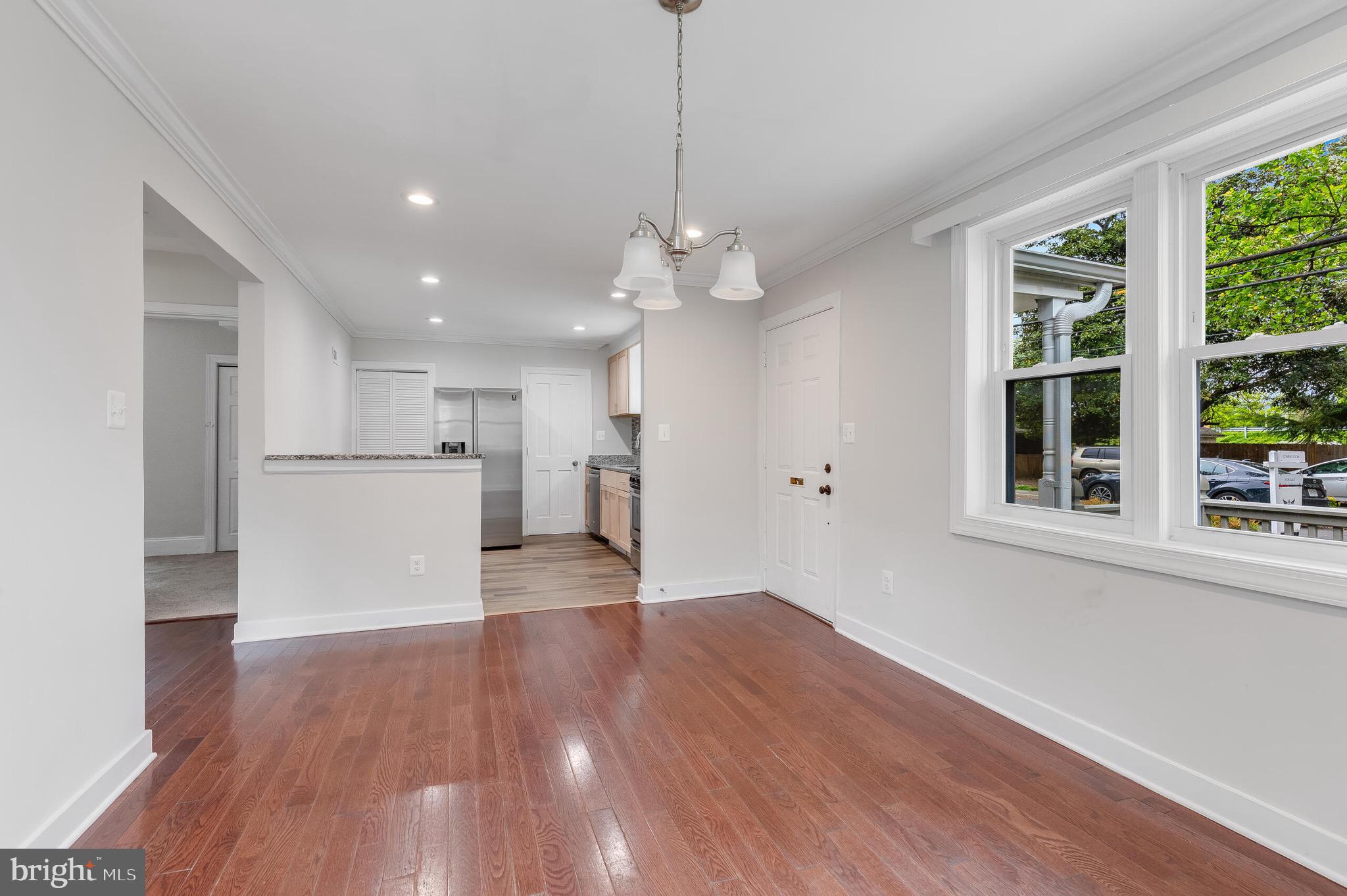 BRENTWOOD - Residential