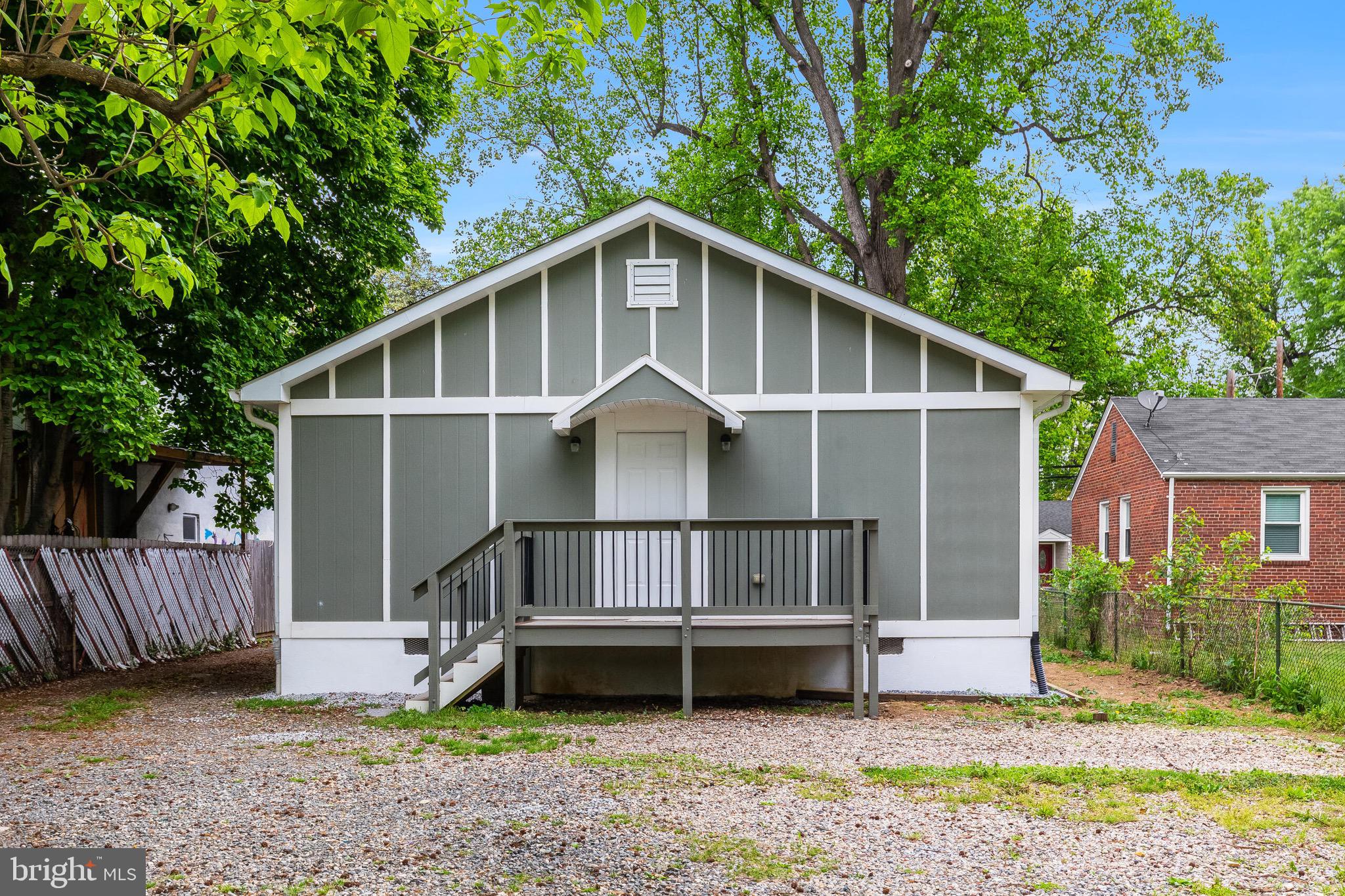 BRENTWOOD - Residential