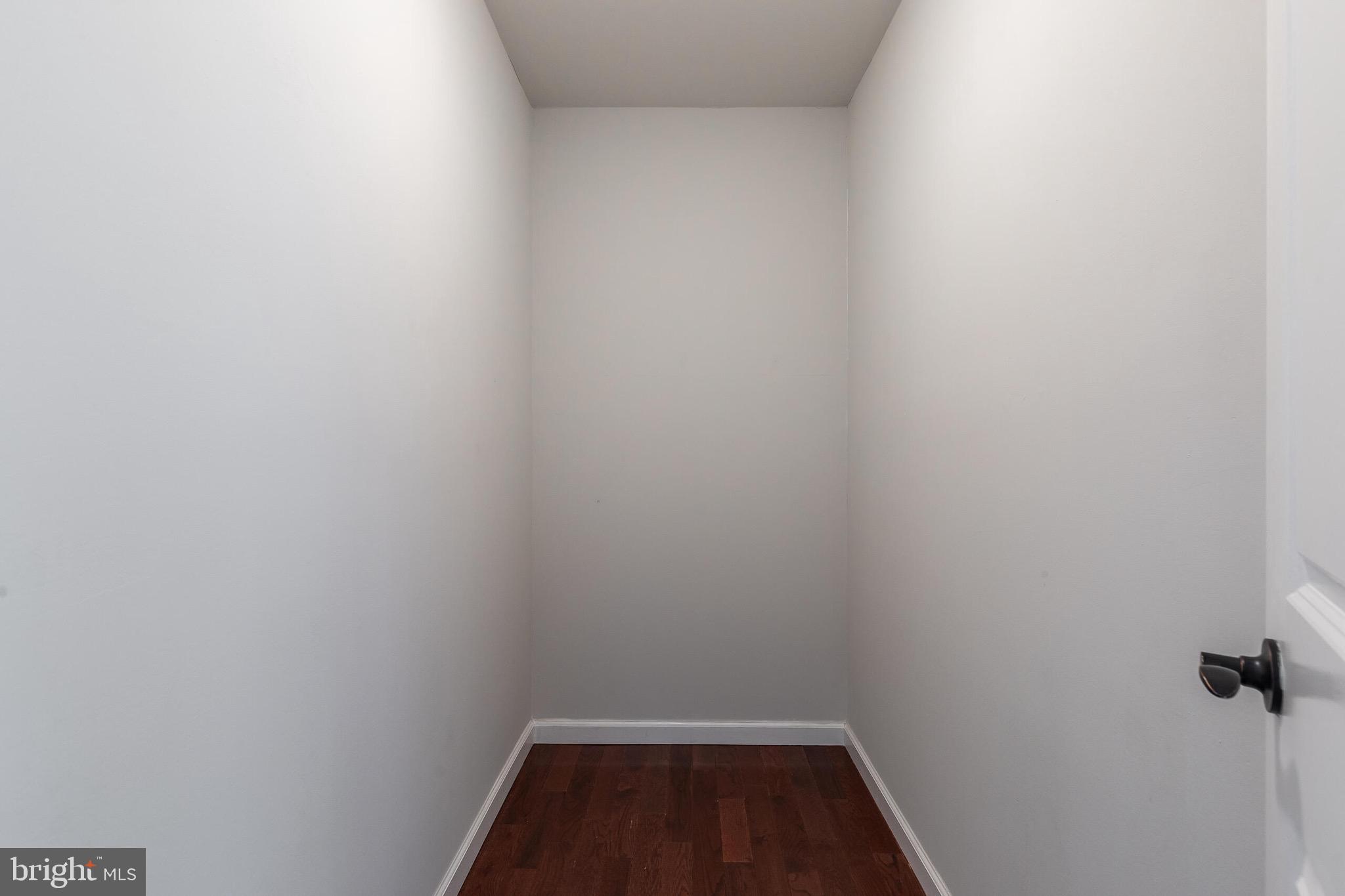 BRENTWOOD - Residential