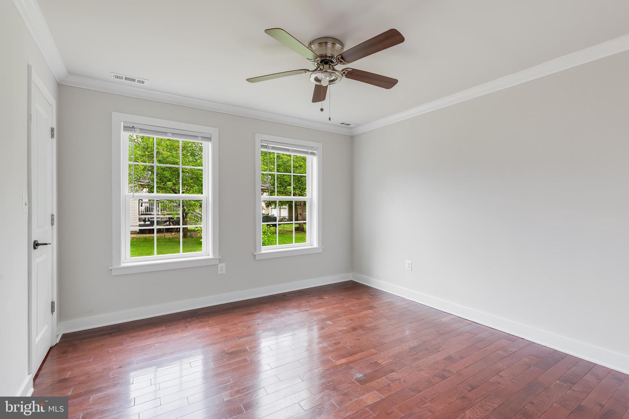 BRENTWOOD - Residential