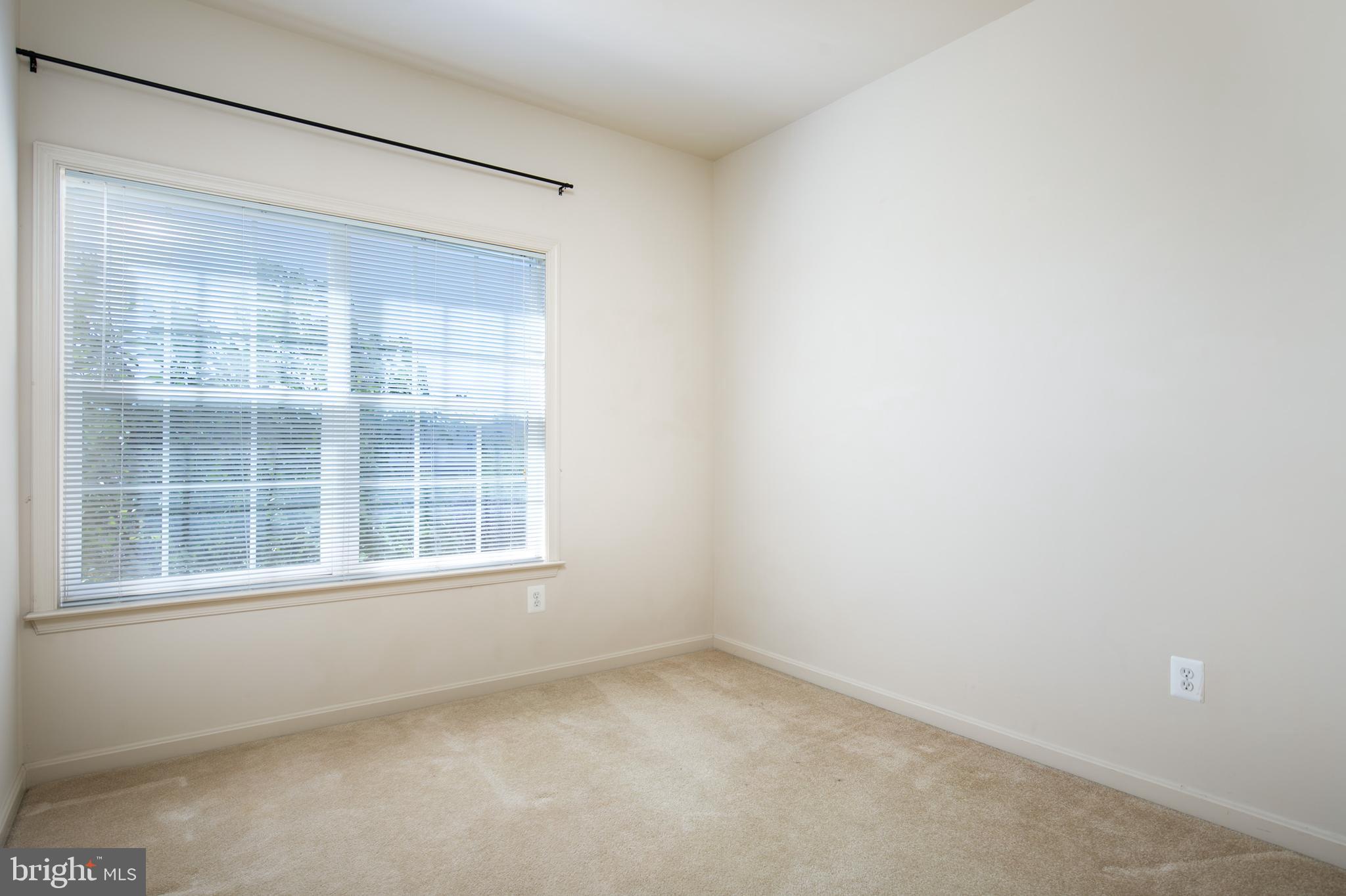 RETREAT AT FAIRWOOD TOWN - Residential