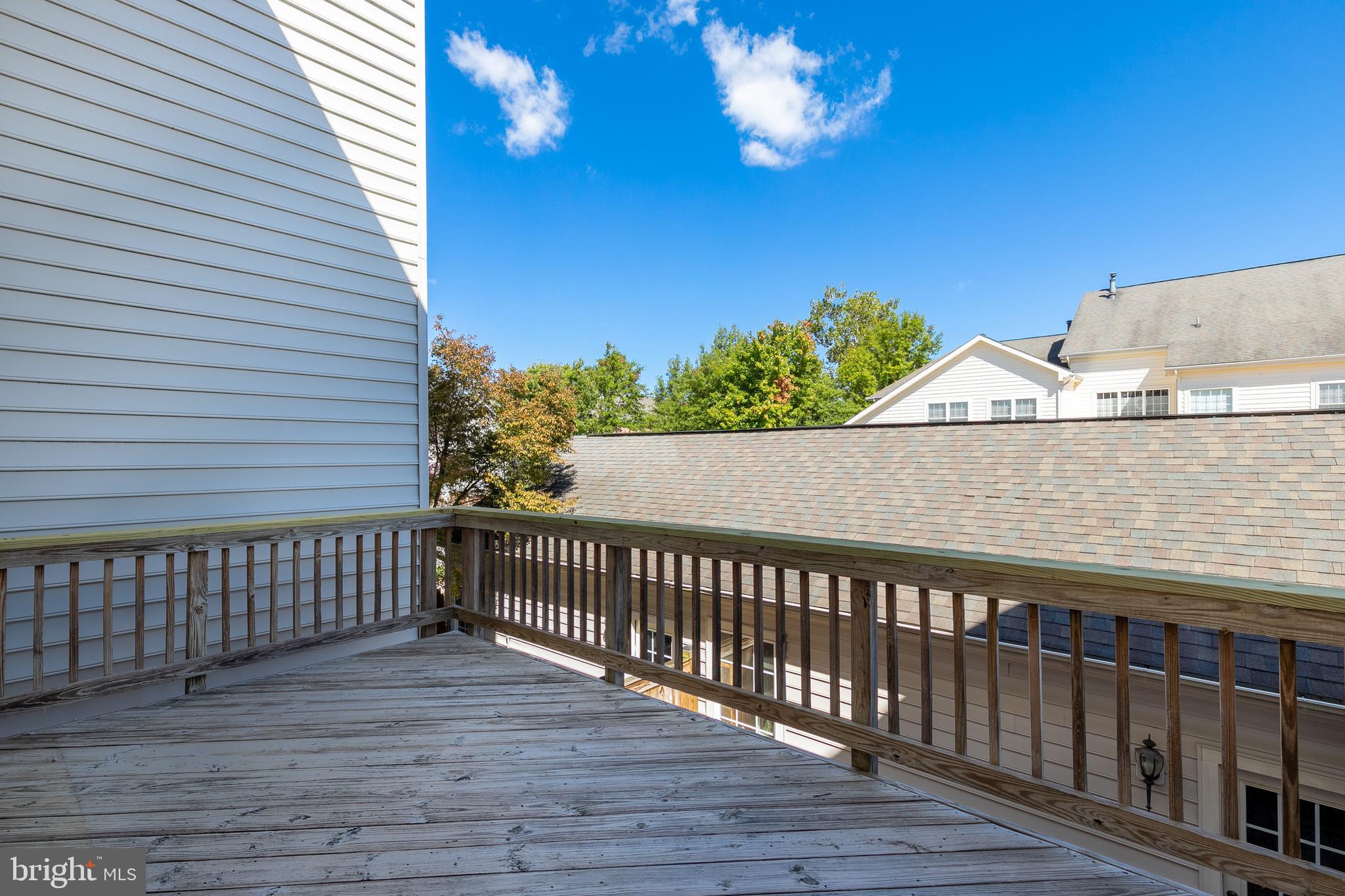 RETREAT AT FAIRWOOD TOWN - Residential