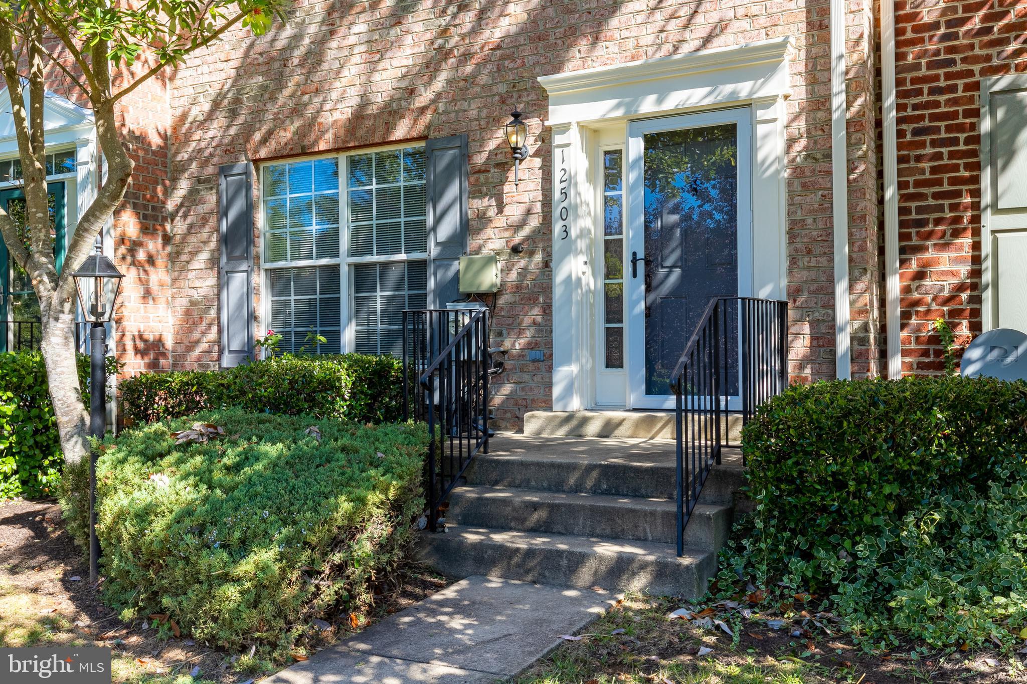 RETREAT AT FAIRWOOD TOWN - Residential