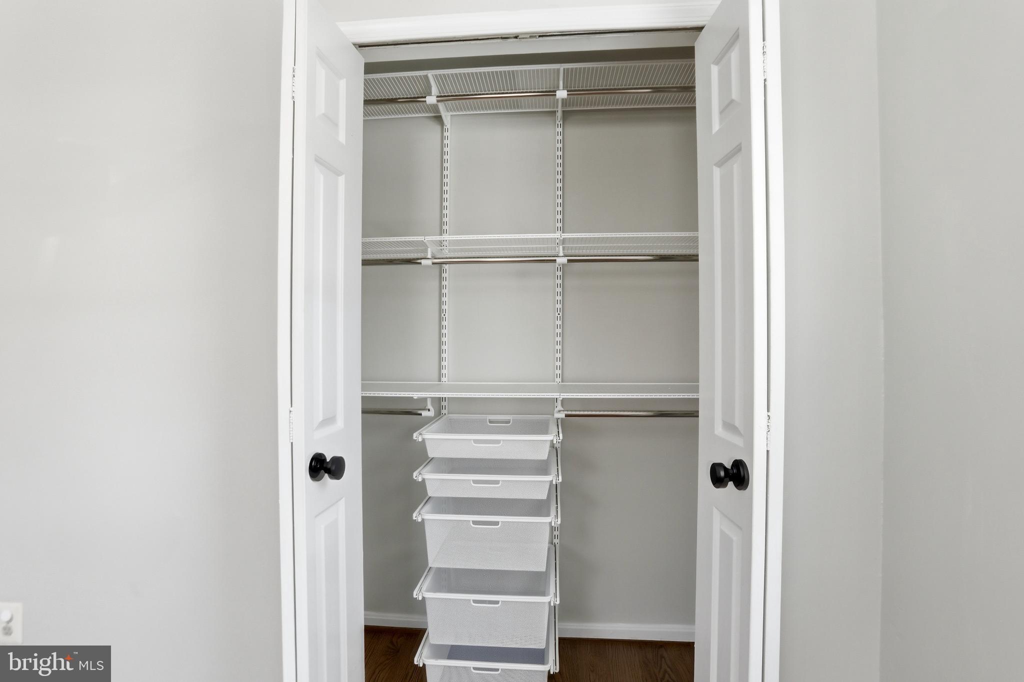 VALE PARK WEST - Residential