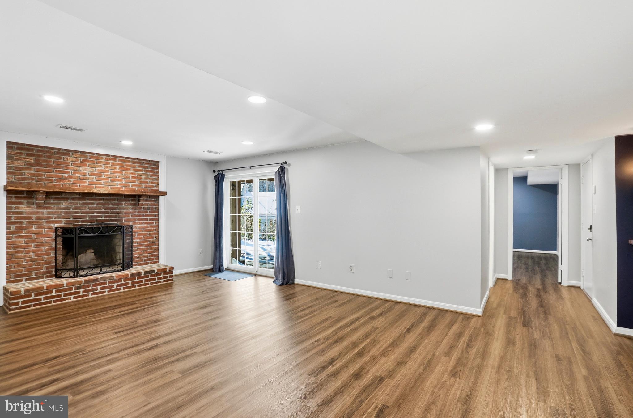 VALE PARK WEST - Residential