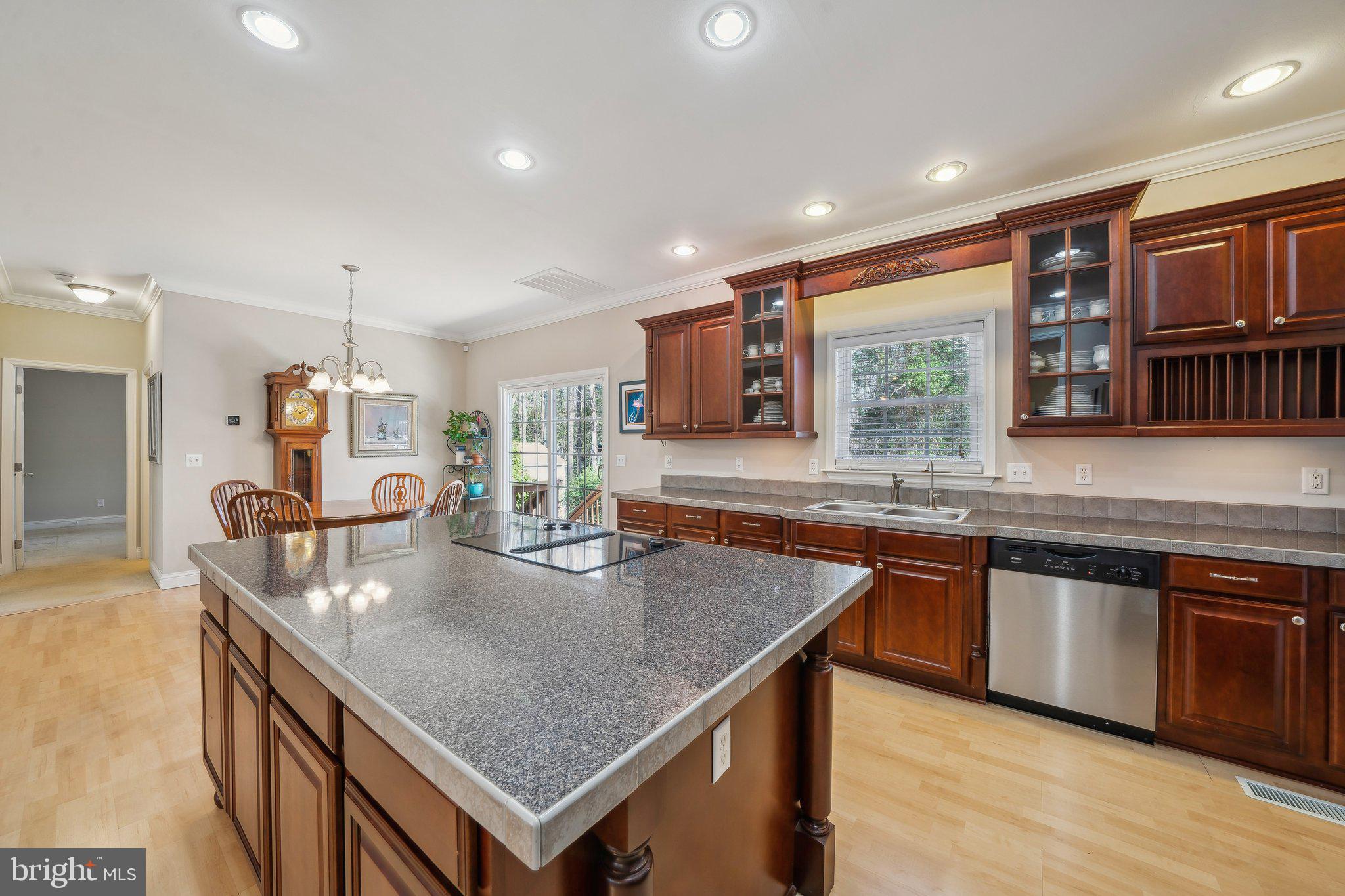 STRATFORD HARBOUR - Residential