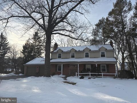 540 GATEHOUSE LANE W YORK PA 17402