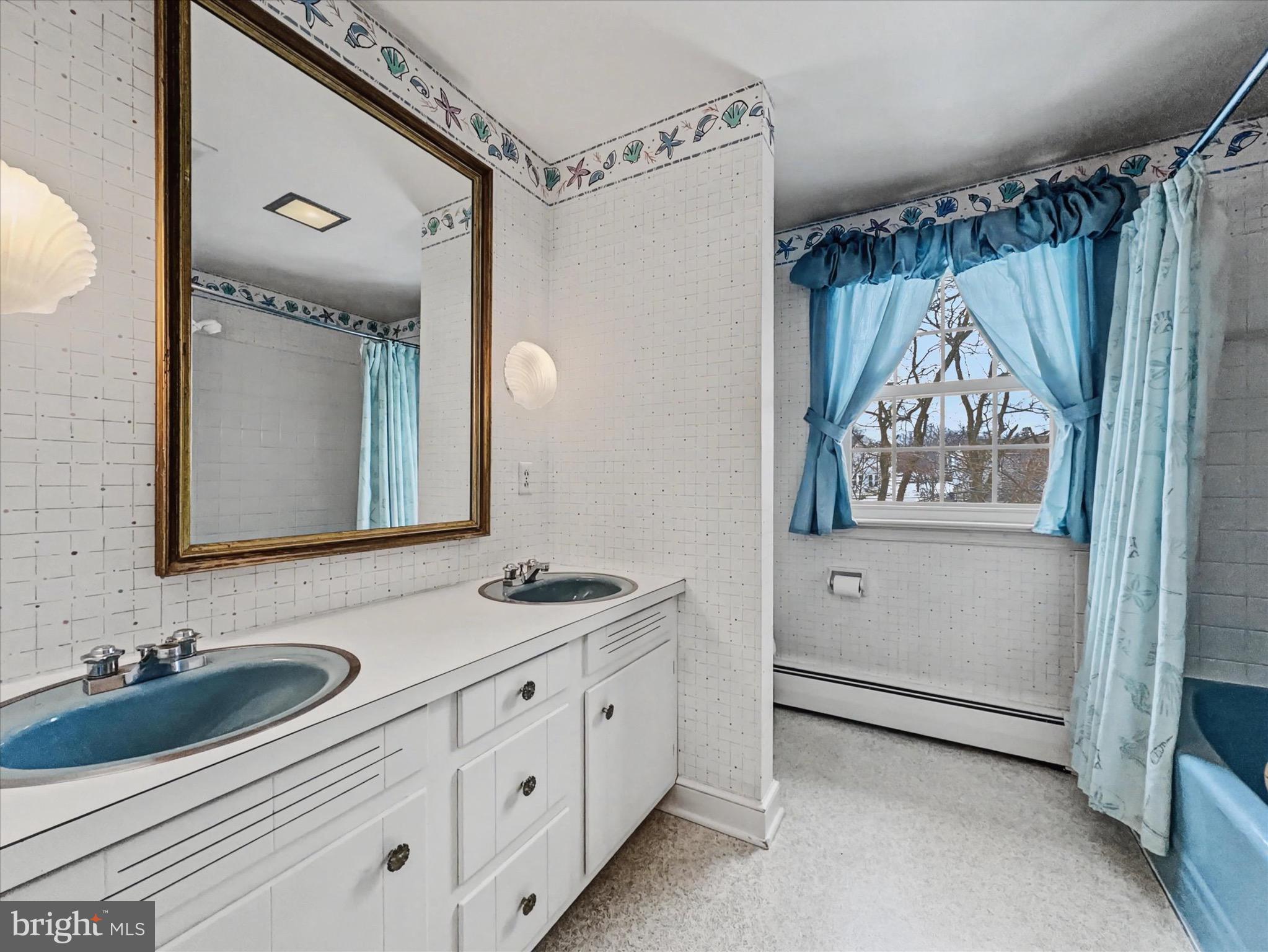 PENN OAKS - Residential