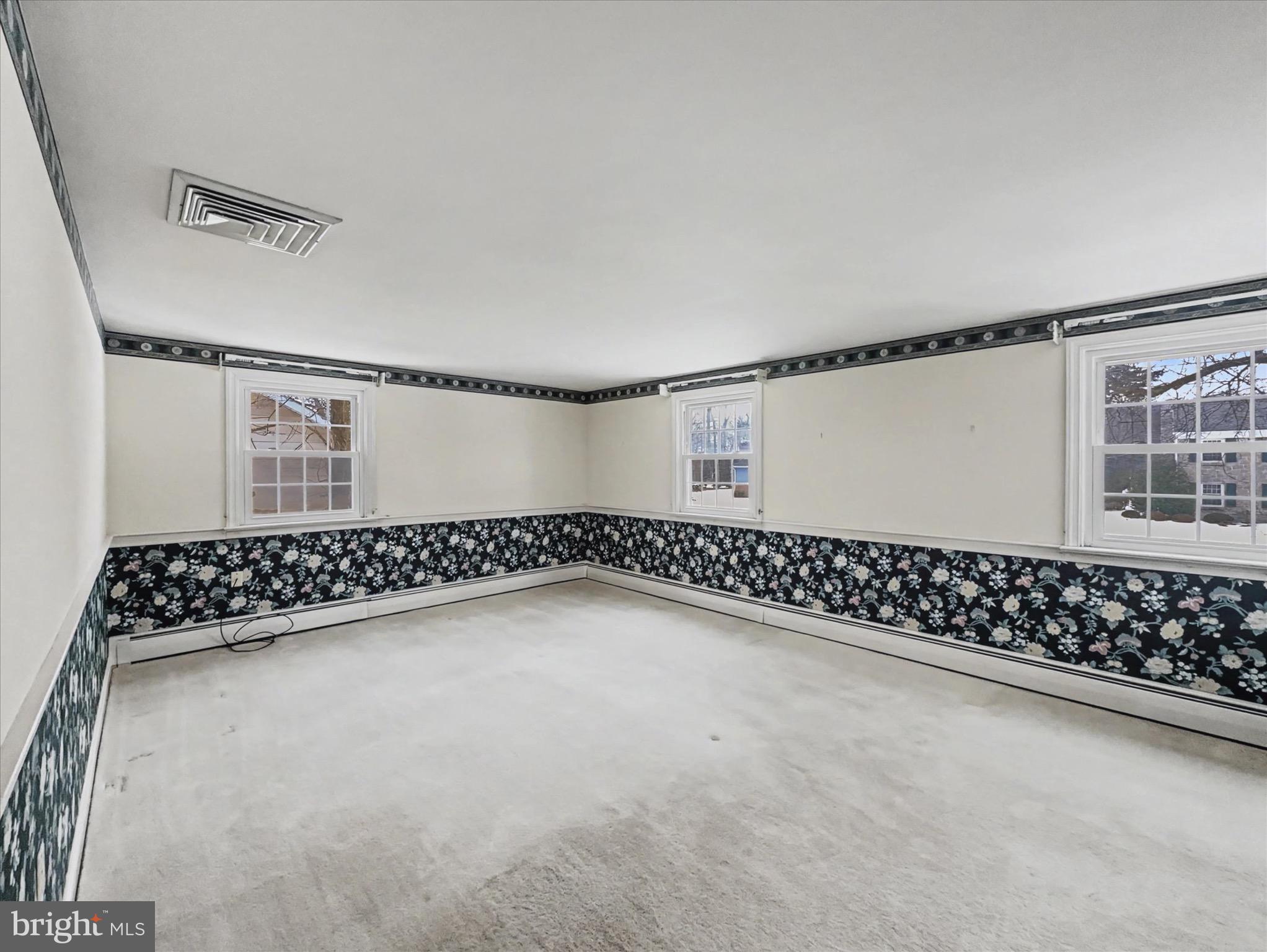 PENN OAKS - Residential