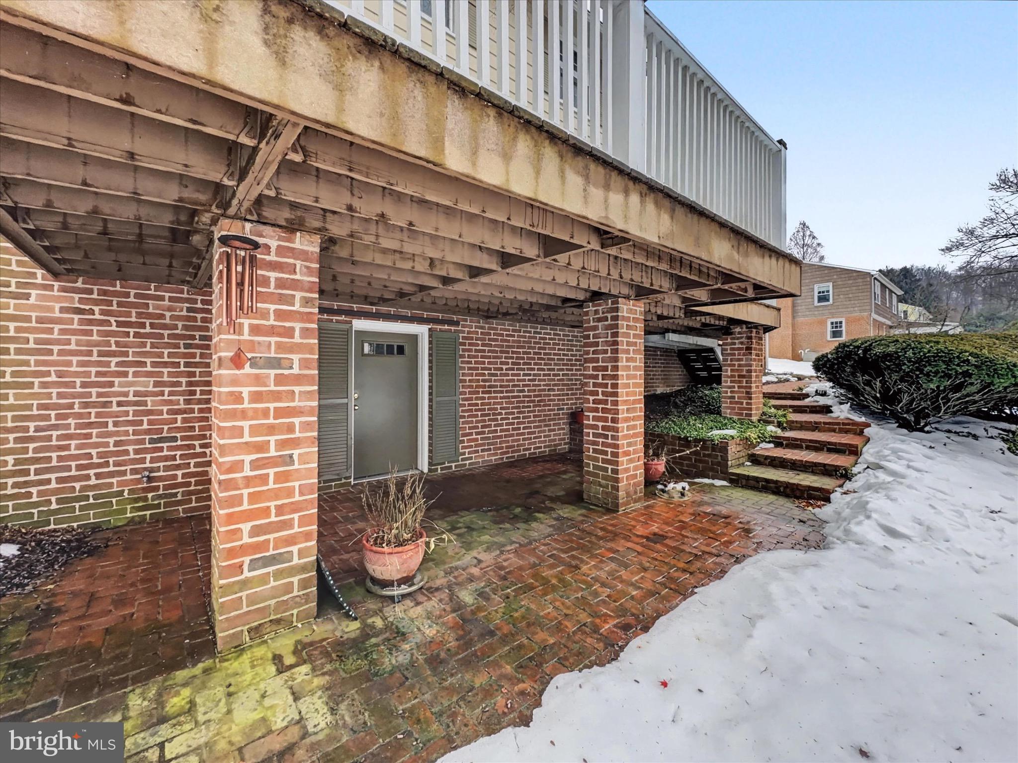 PENN OAKS - Residential