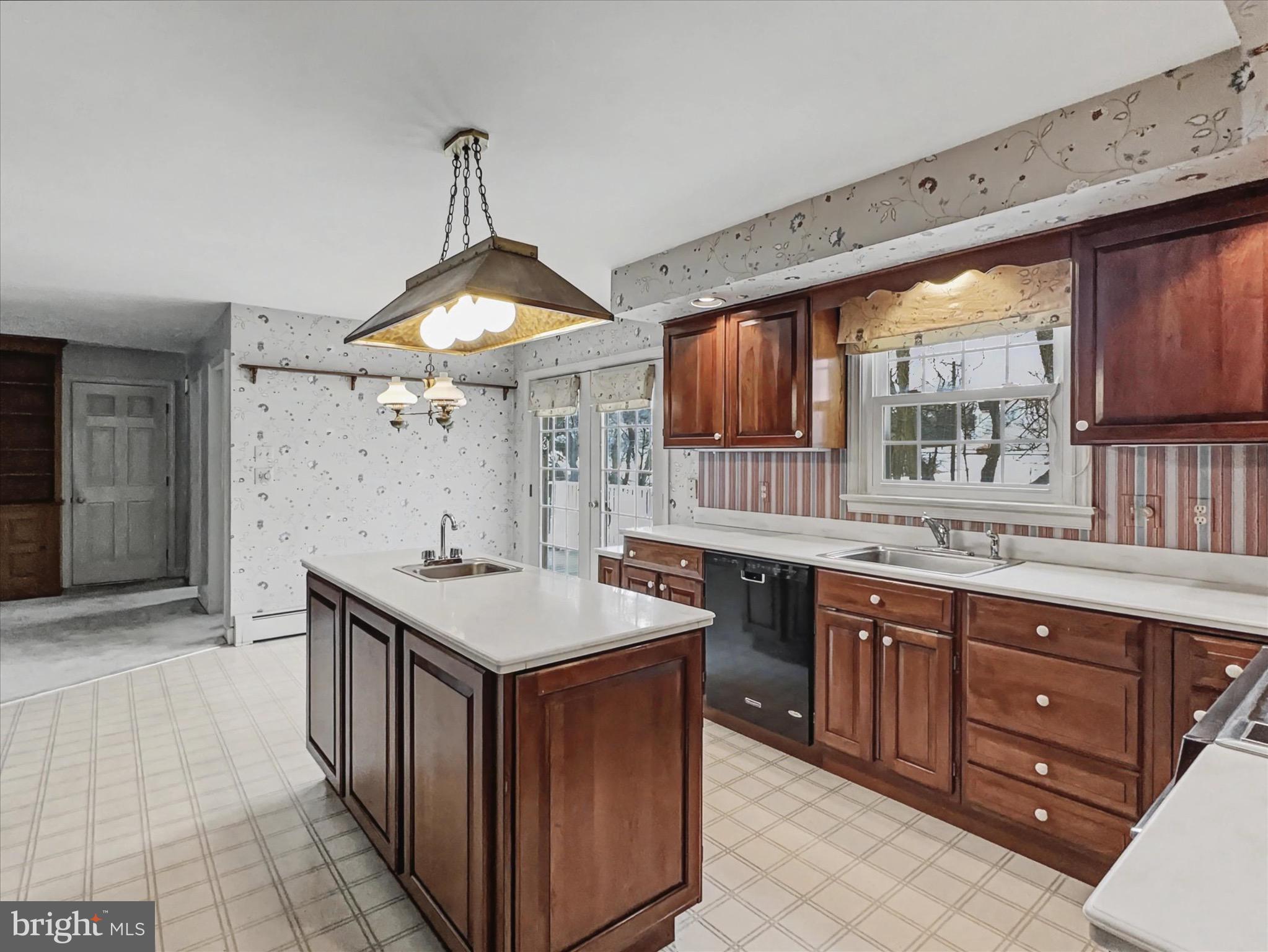 PENN OAKS - Residential