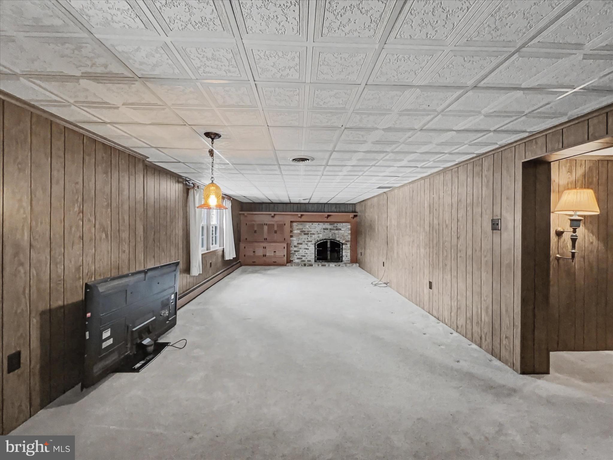 PENN OAKS - Residential