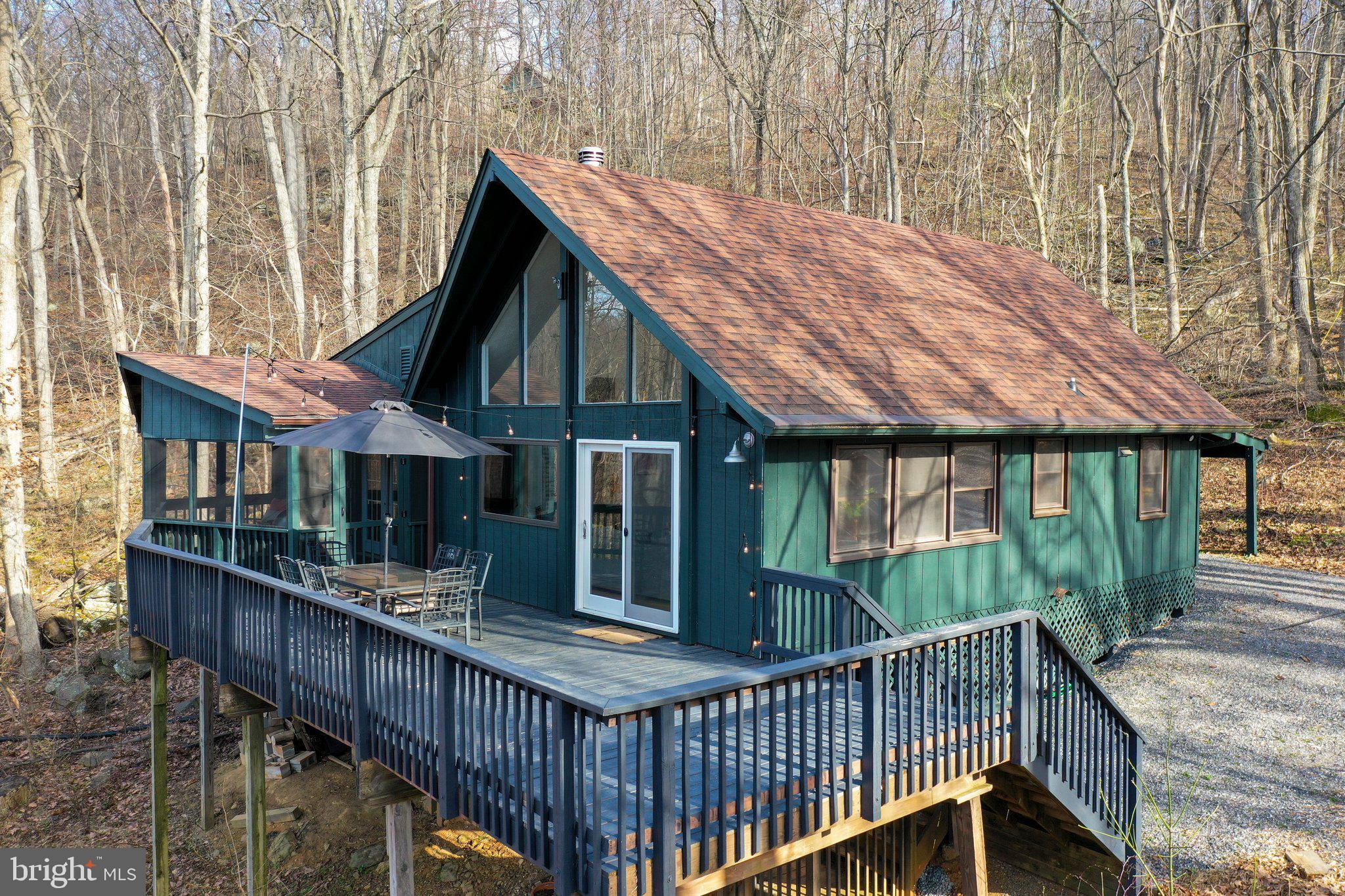 BLUE MOUNTAIN - Residential