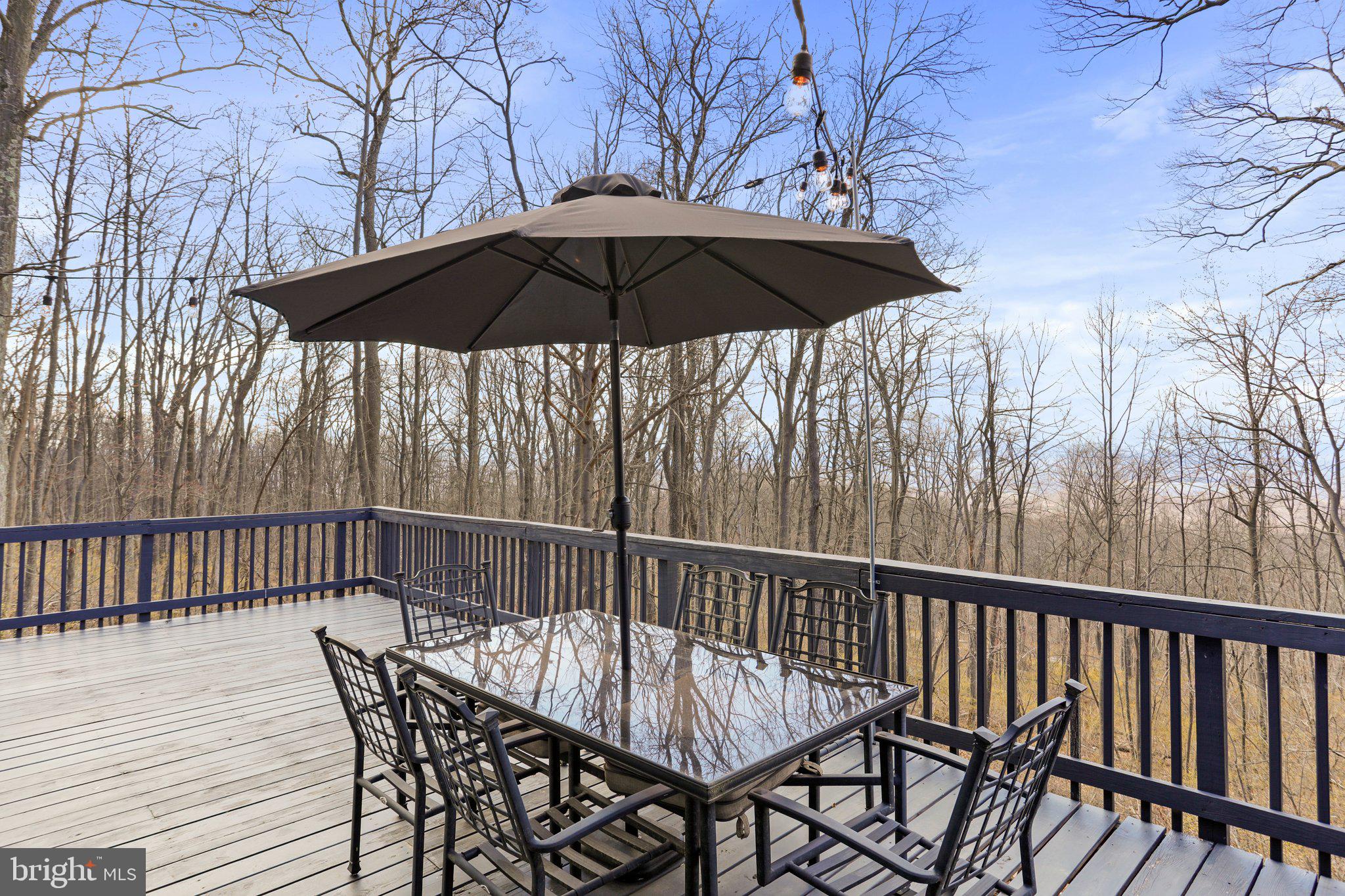 BLUE MOUNTAIN - Residential