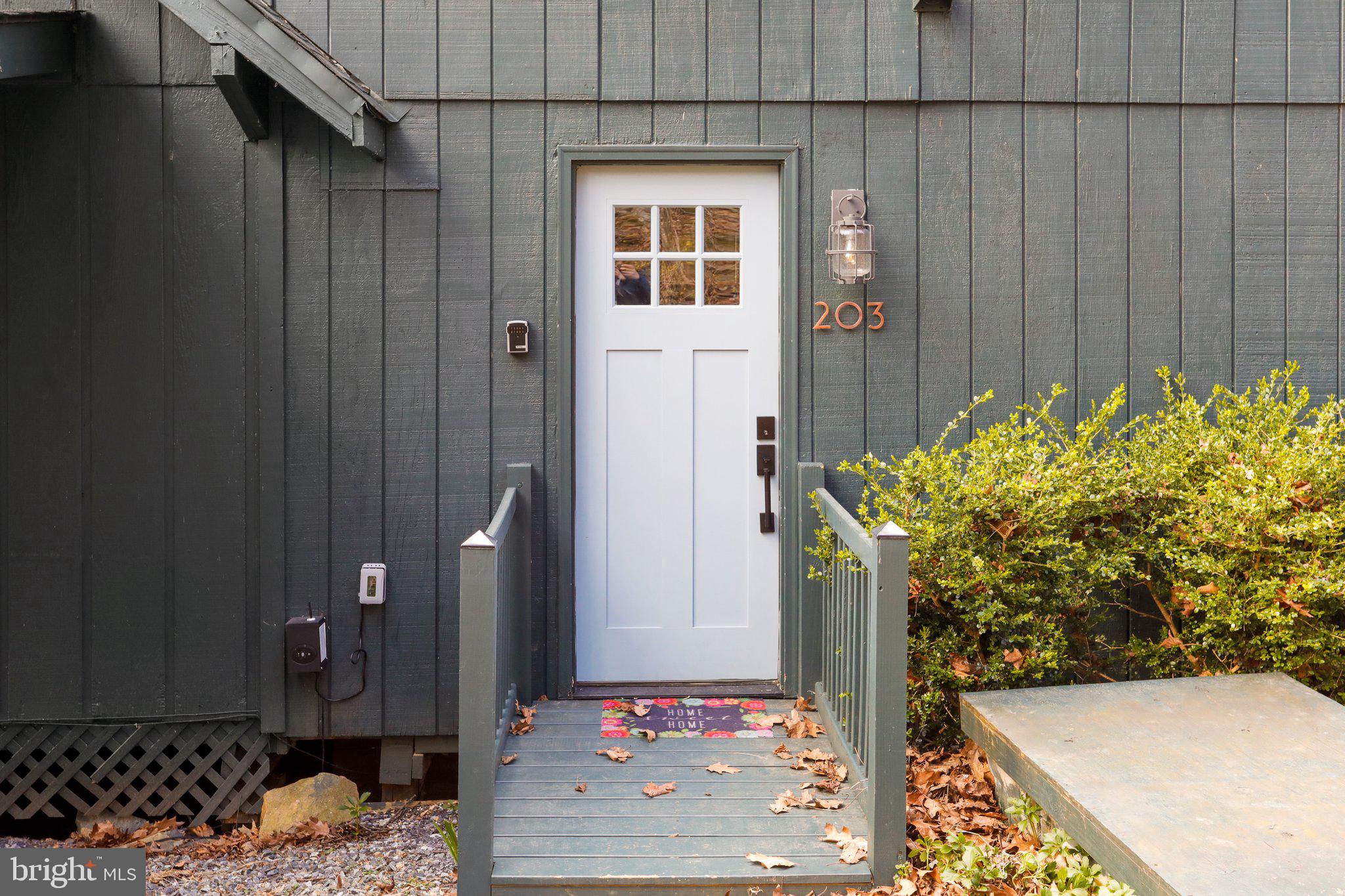 BLUE MOUNTAIN - Residential