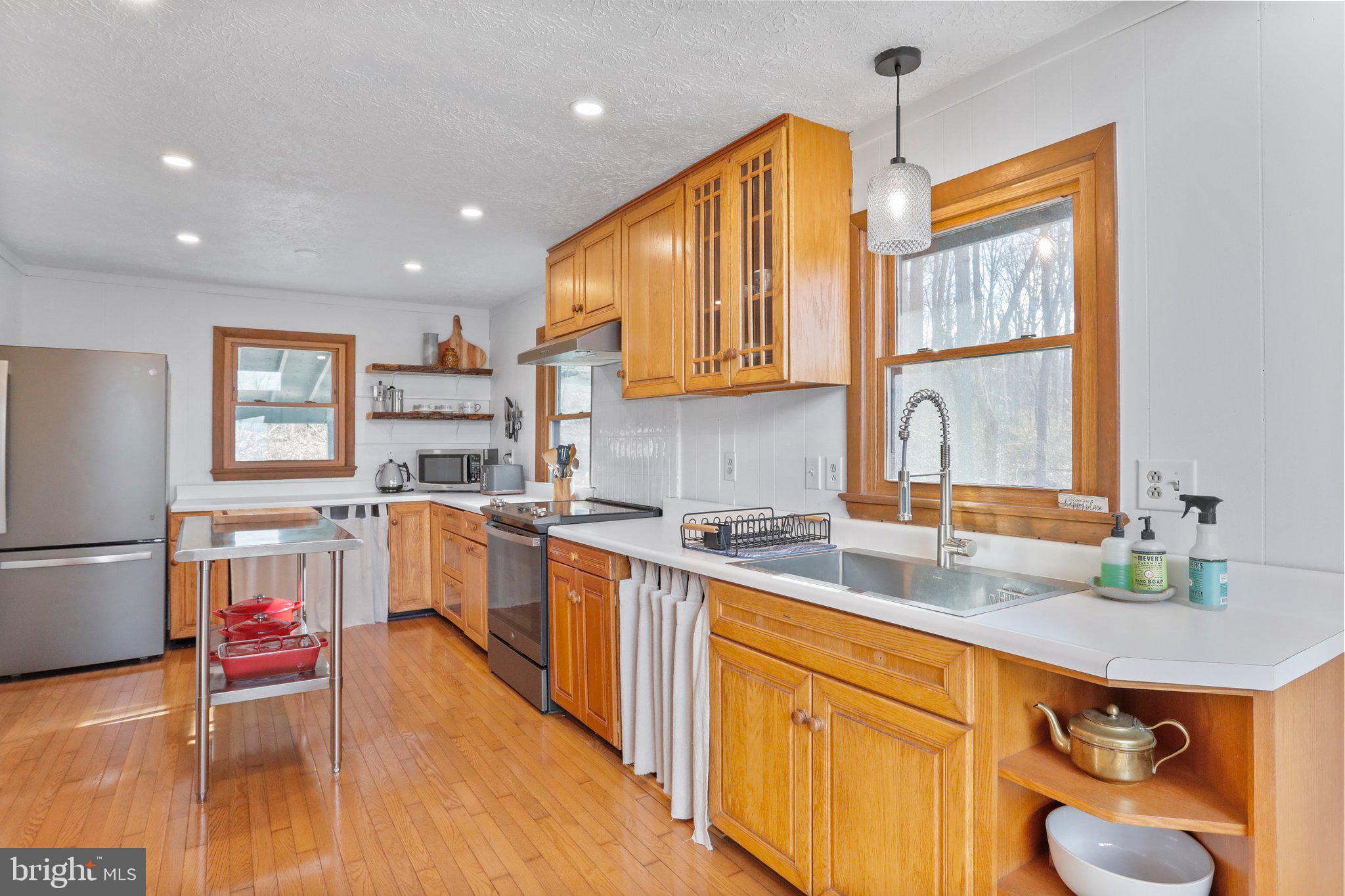 BLUE MOUNTAIN - Residential