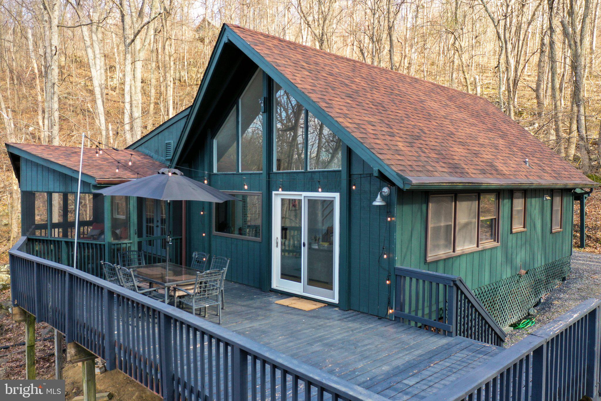 BLUE MOUNTAIN - Residential