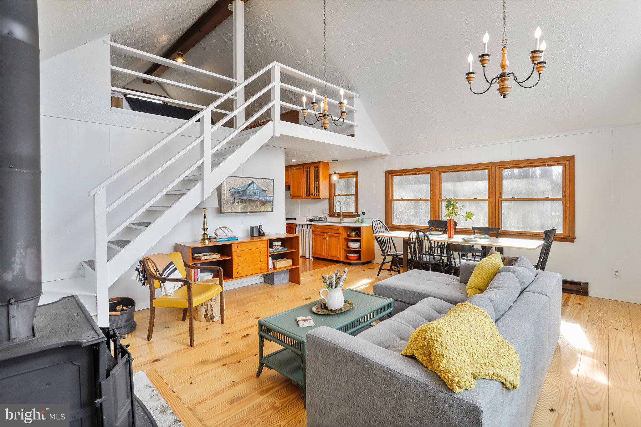 BLUE MOUNTAIN - Residential