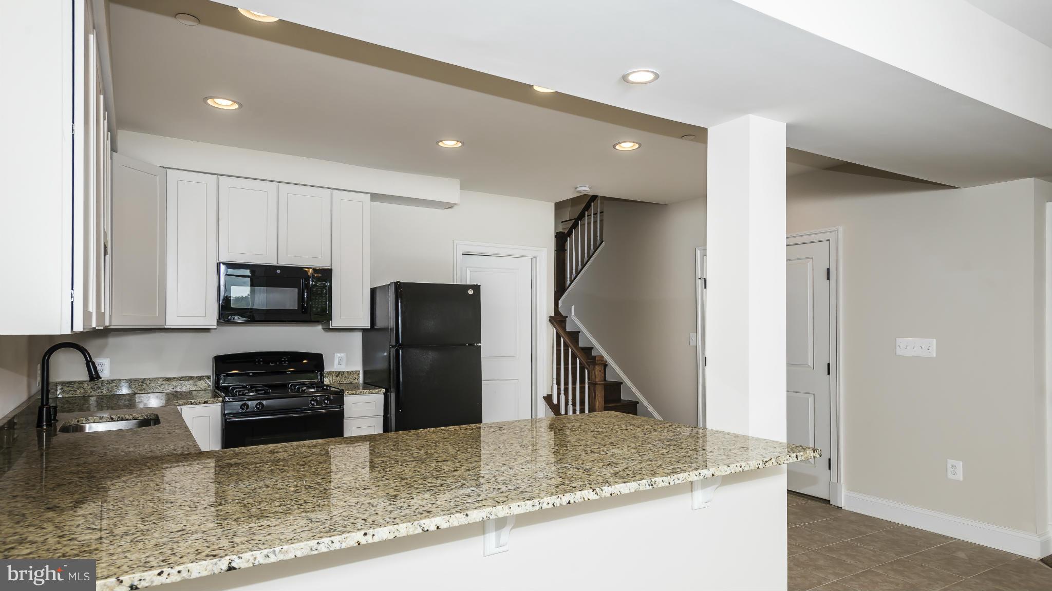 SHOREHAM BEACH - Residential