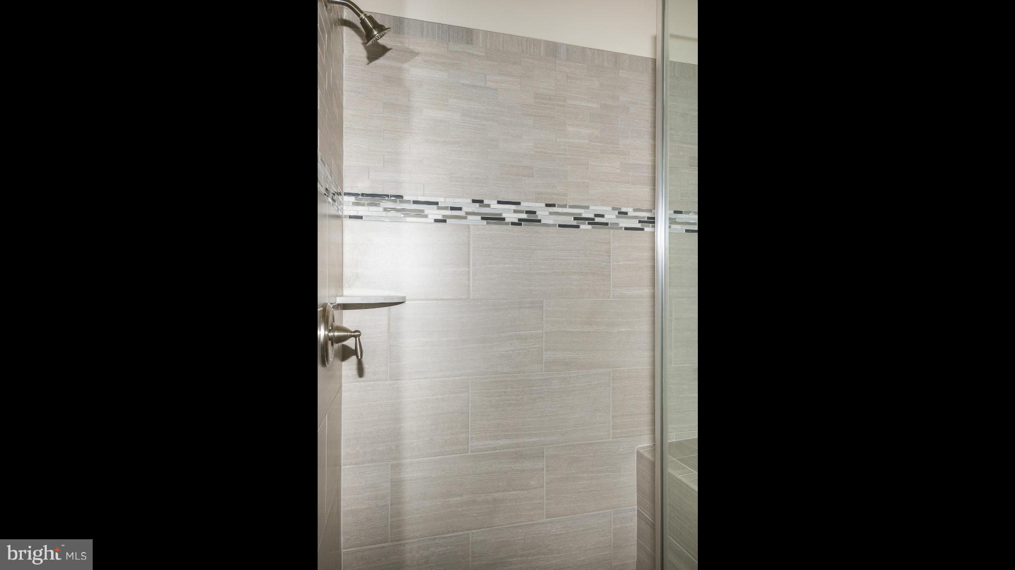 SHOREHAM BEACH - Residential