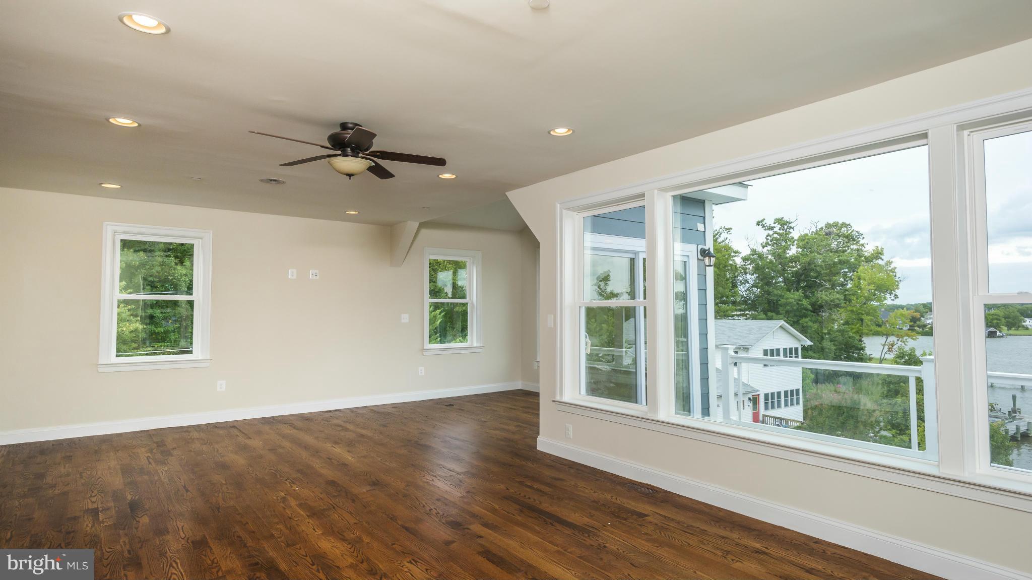 SHOREHAM BEACH - Residential