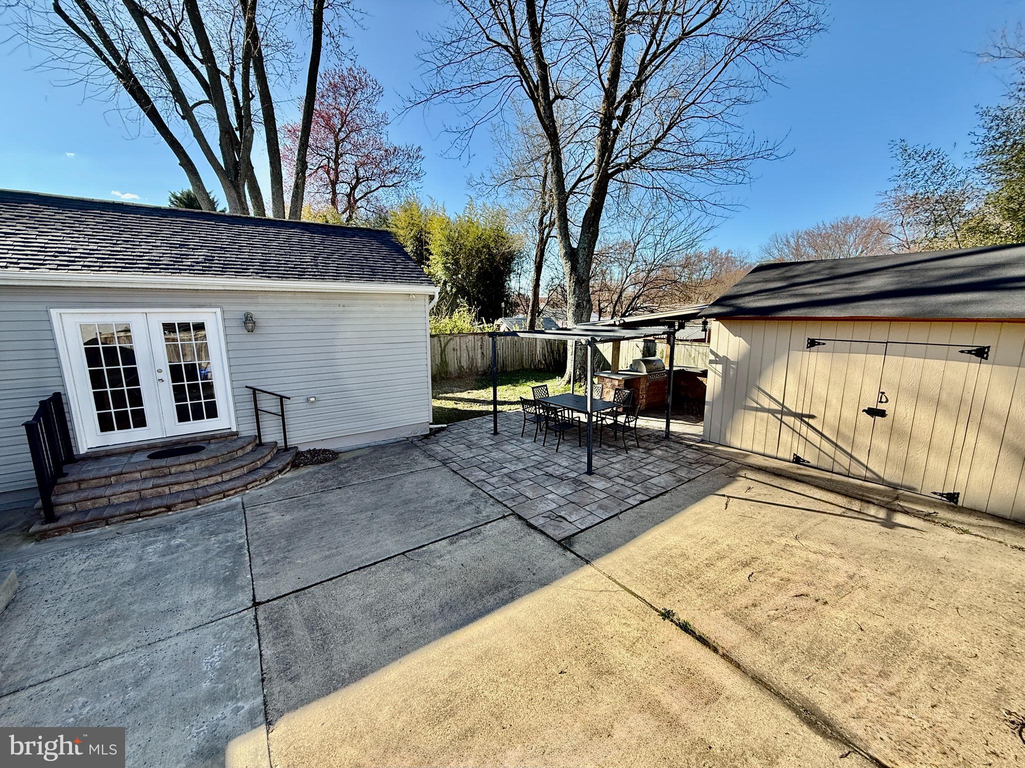 ASPEN HILL - Residential Lease