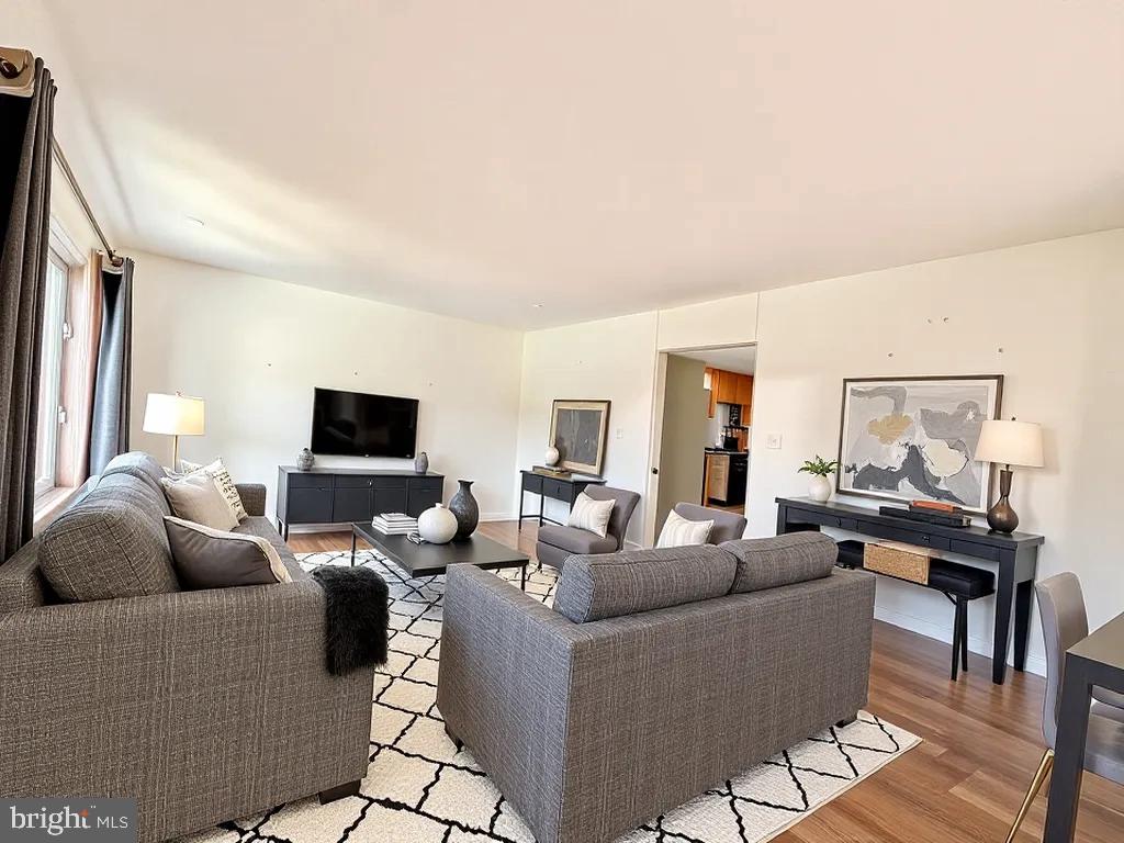 ASPEN HILL - Residential Lease