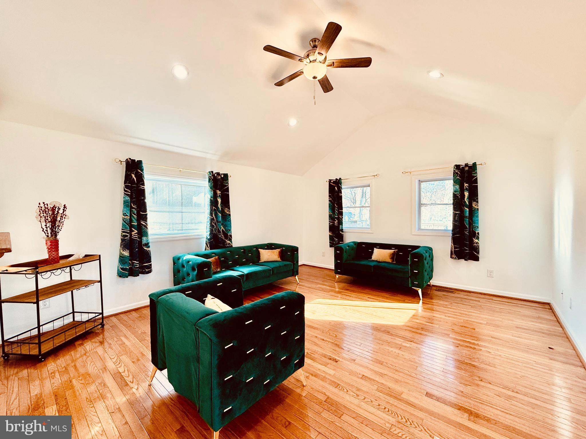 ASPEN HILL - Residential Lease