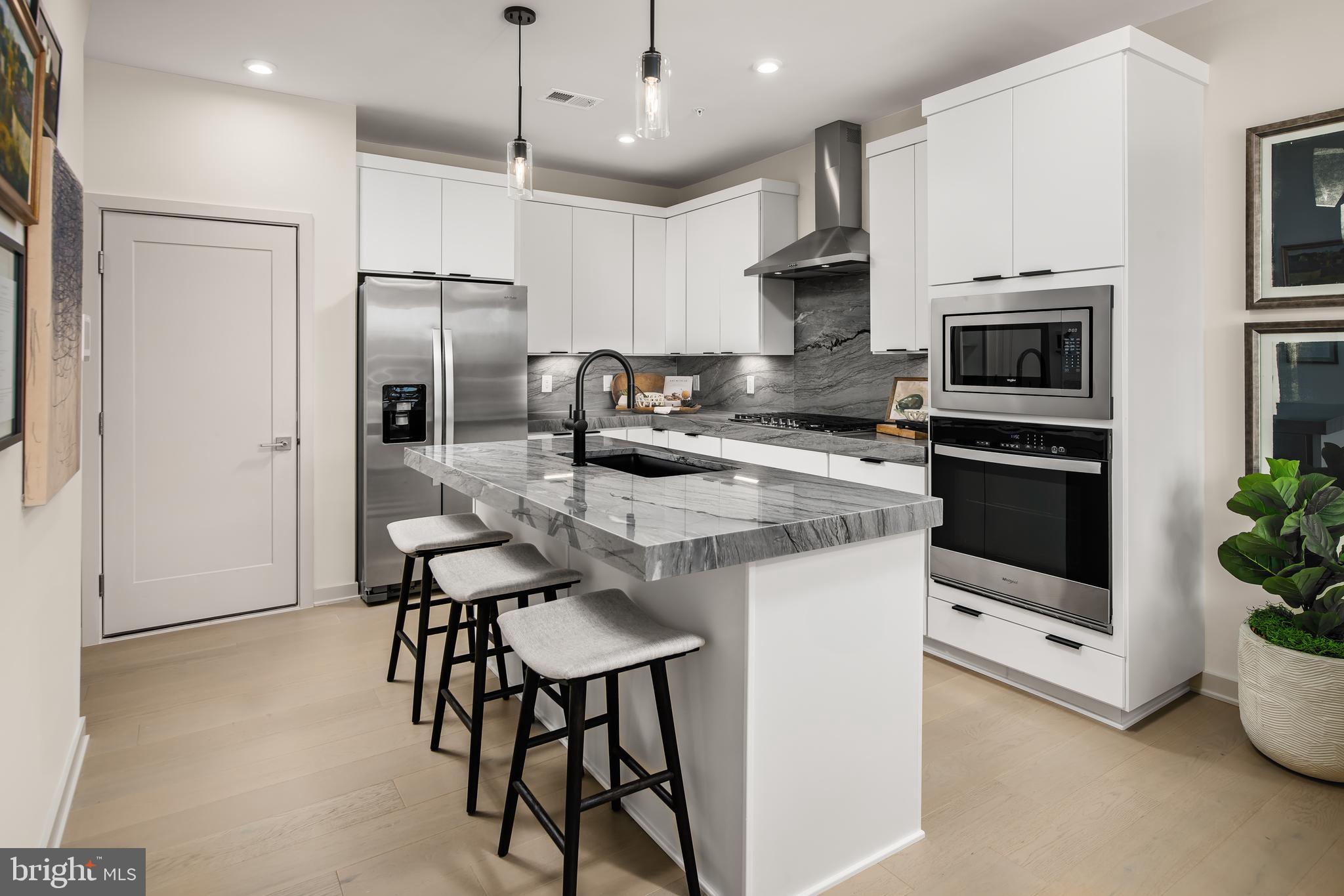 22116 LITTLE MOUNTAIN TERRACE