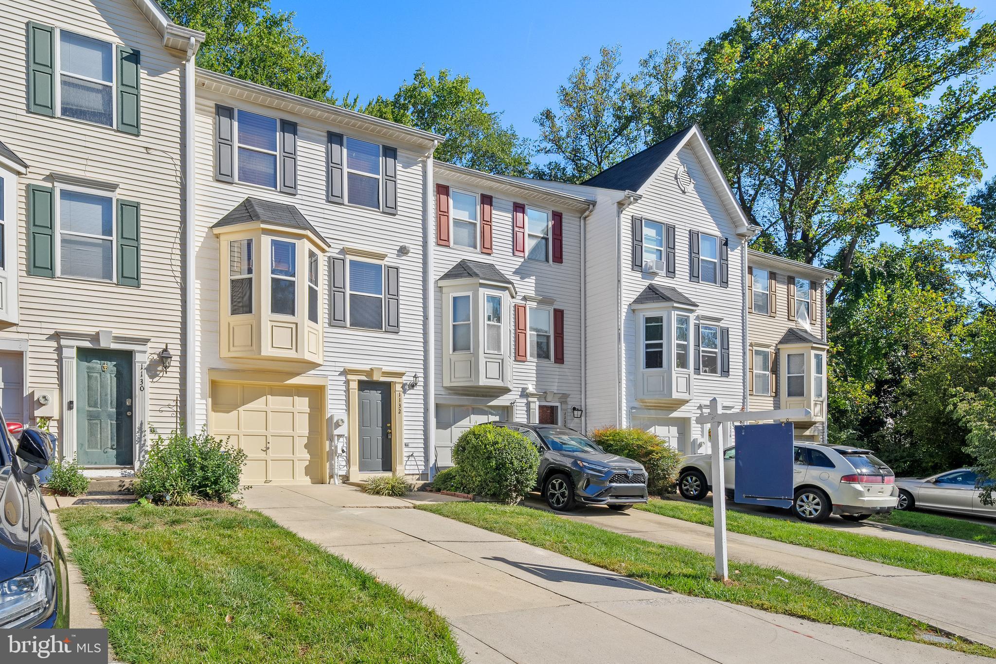 RIVERCHASE - Residential