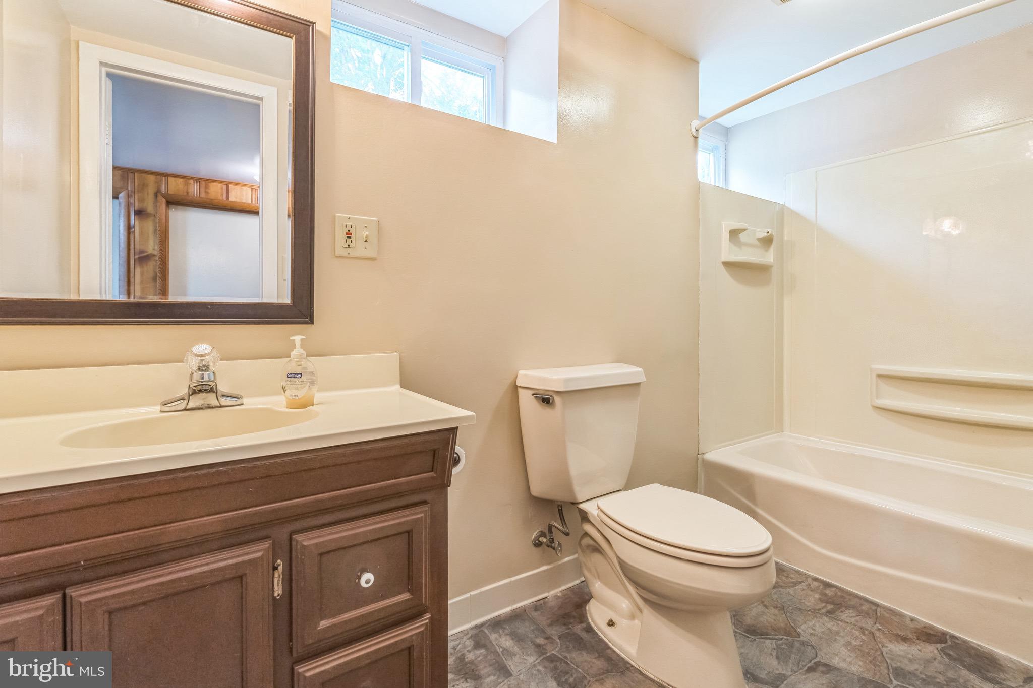 HAMMOND PARK - Residential