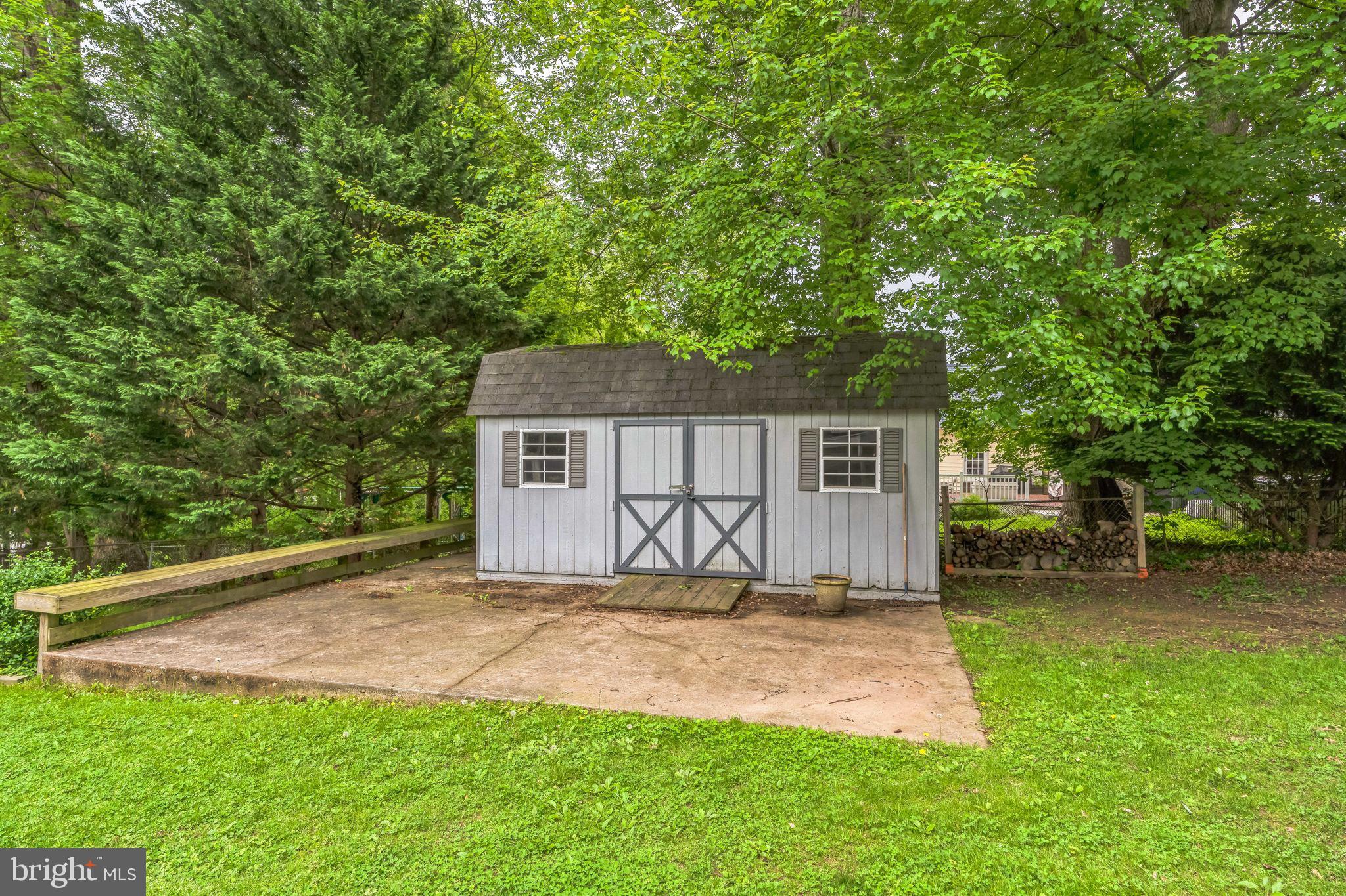 HAMMOND PARK - Residential