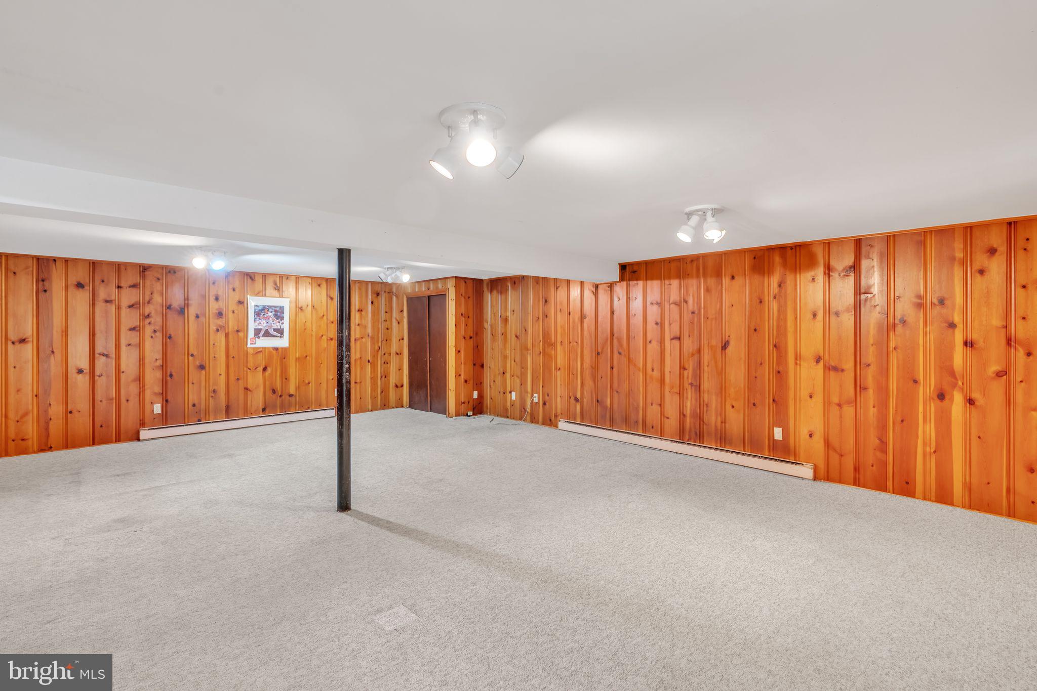 HAMMOND PARK - Residential