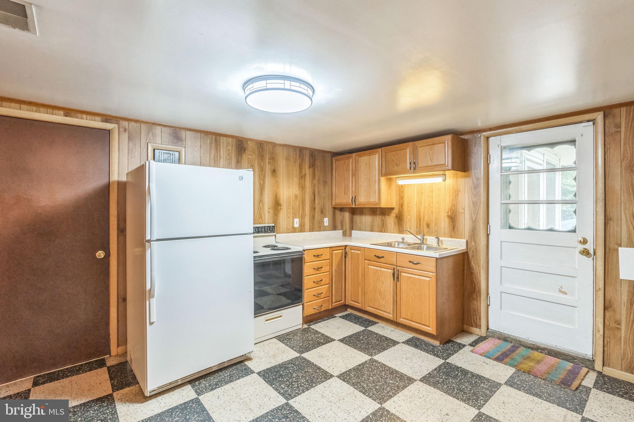 HAMMOND PARK - Residential