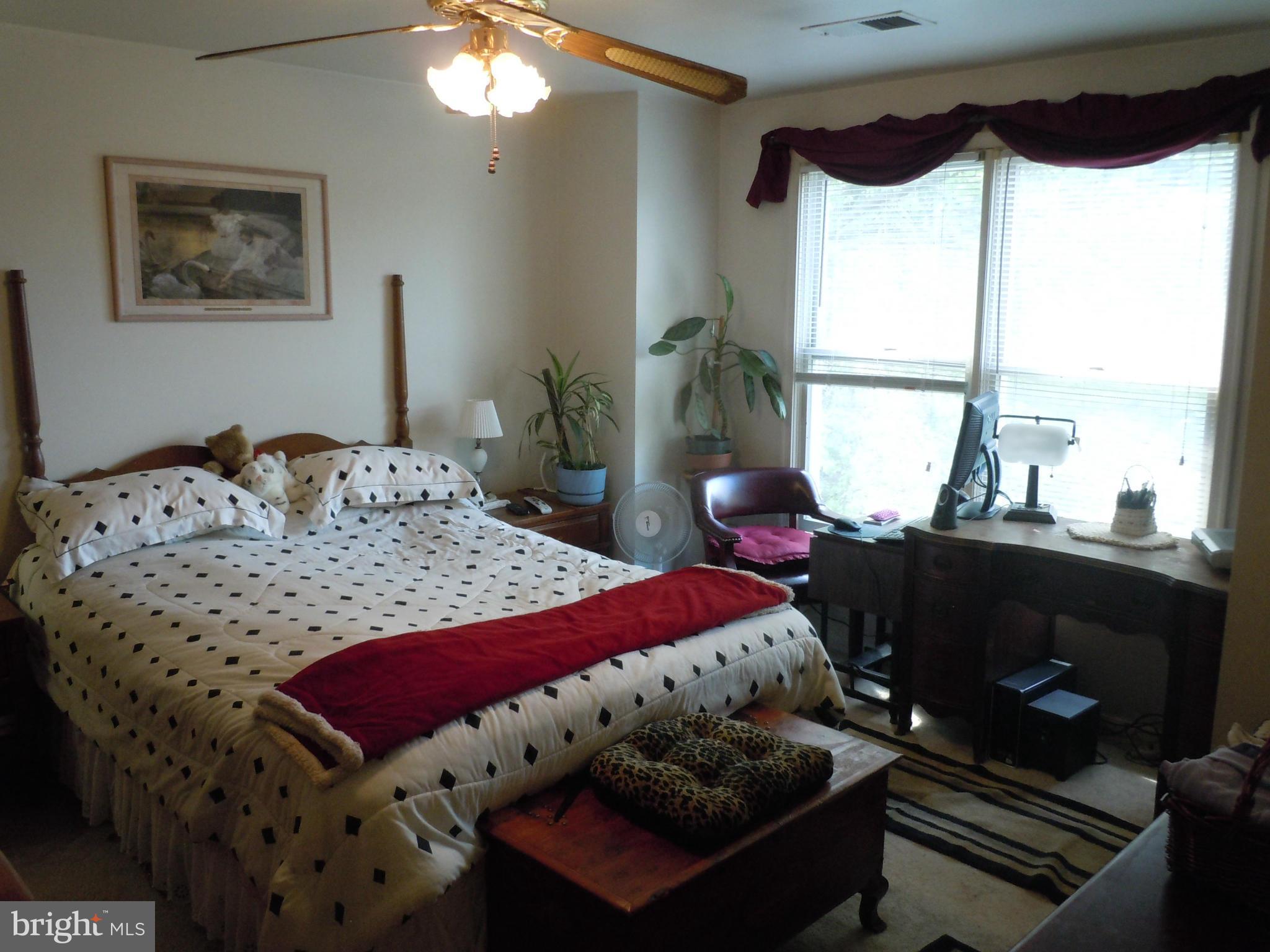 ROLLING BROOK - Residential