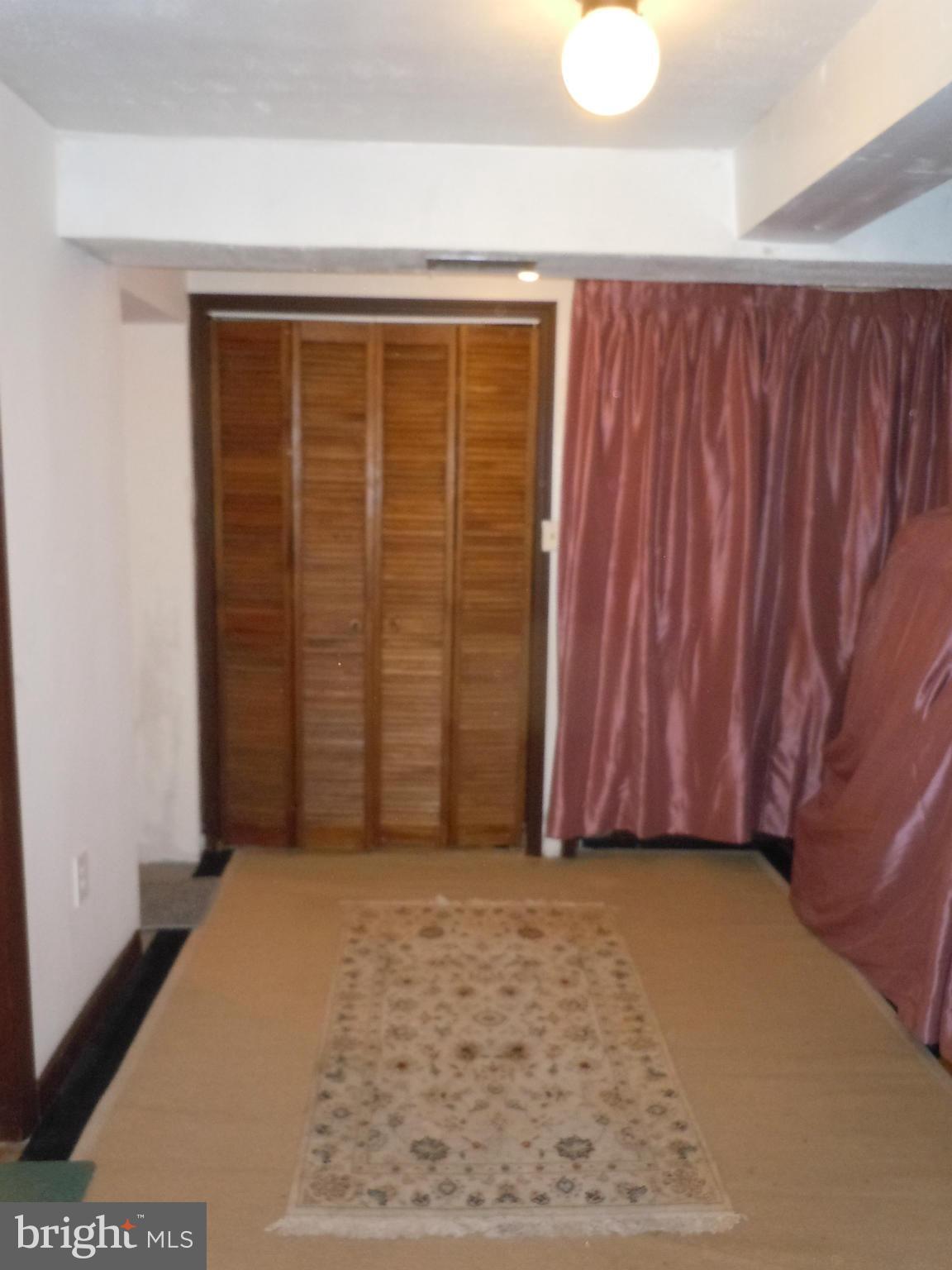 ROLLING BROOK - Residential